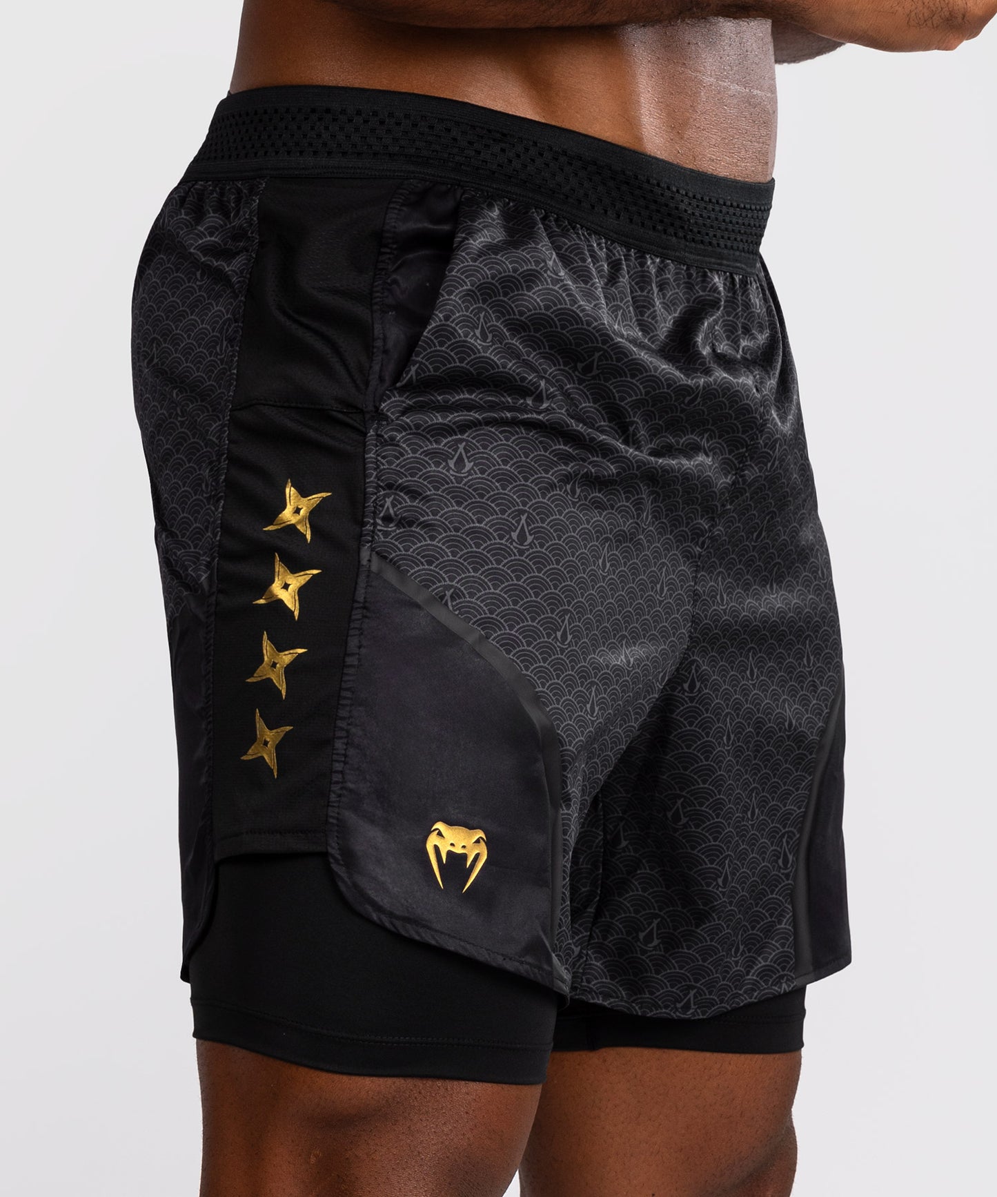 Venum x Assassin's Creed Shadows Training Short - Black/Gold
