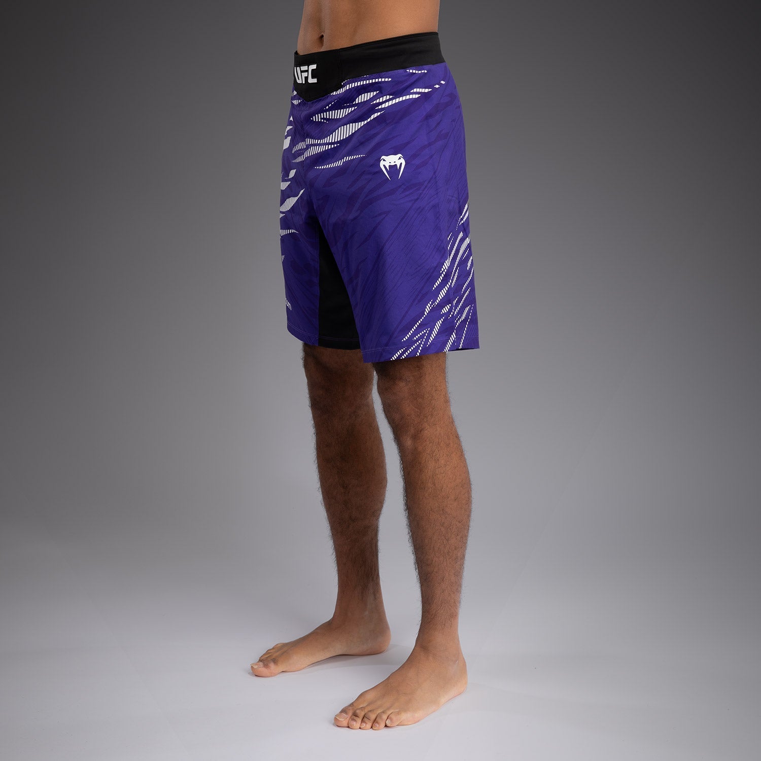 ヴェナム　ufc ファイトショーツ　パンツ　パープル　紫 UFC Fusion by Venum Authentic Fight Night Men's Fight Short - Long