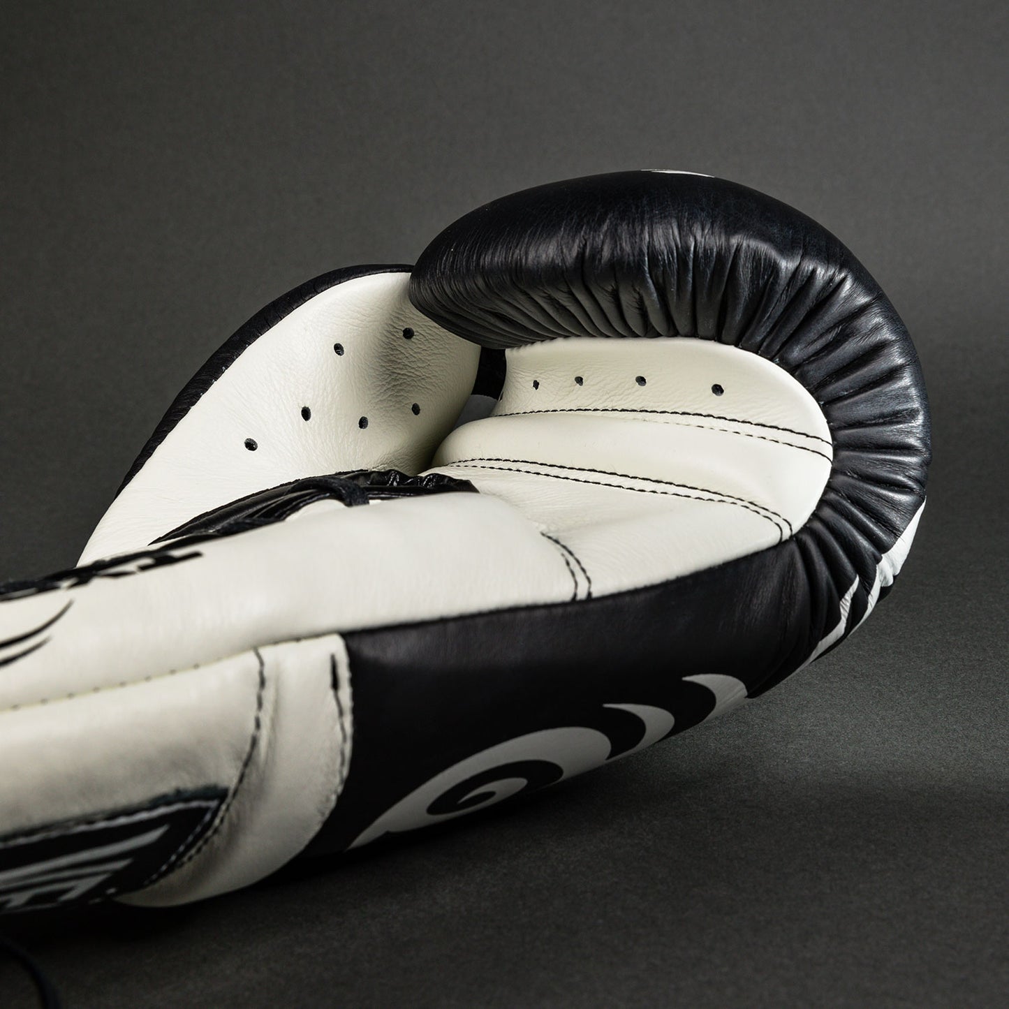 Venum Giant 2.0 Mike Tyson Pro Boxing Gloves with Laces - Deep Black/Optical White