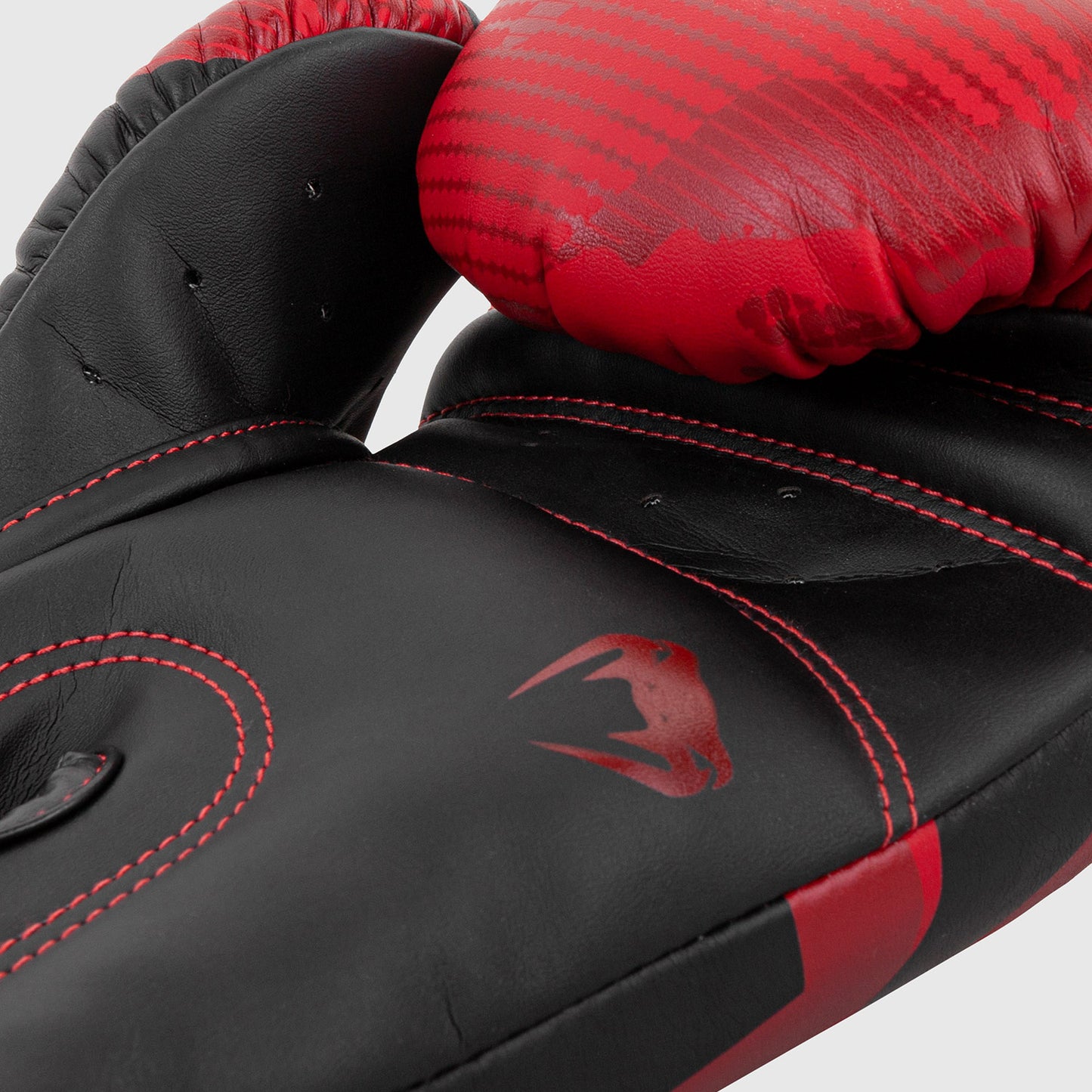 Venum Elite Boxing Gloves - Red/Camo