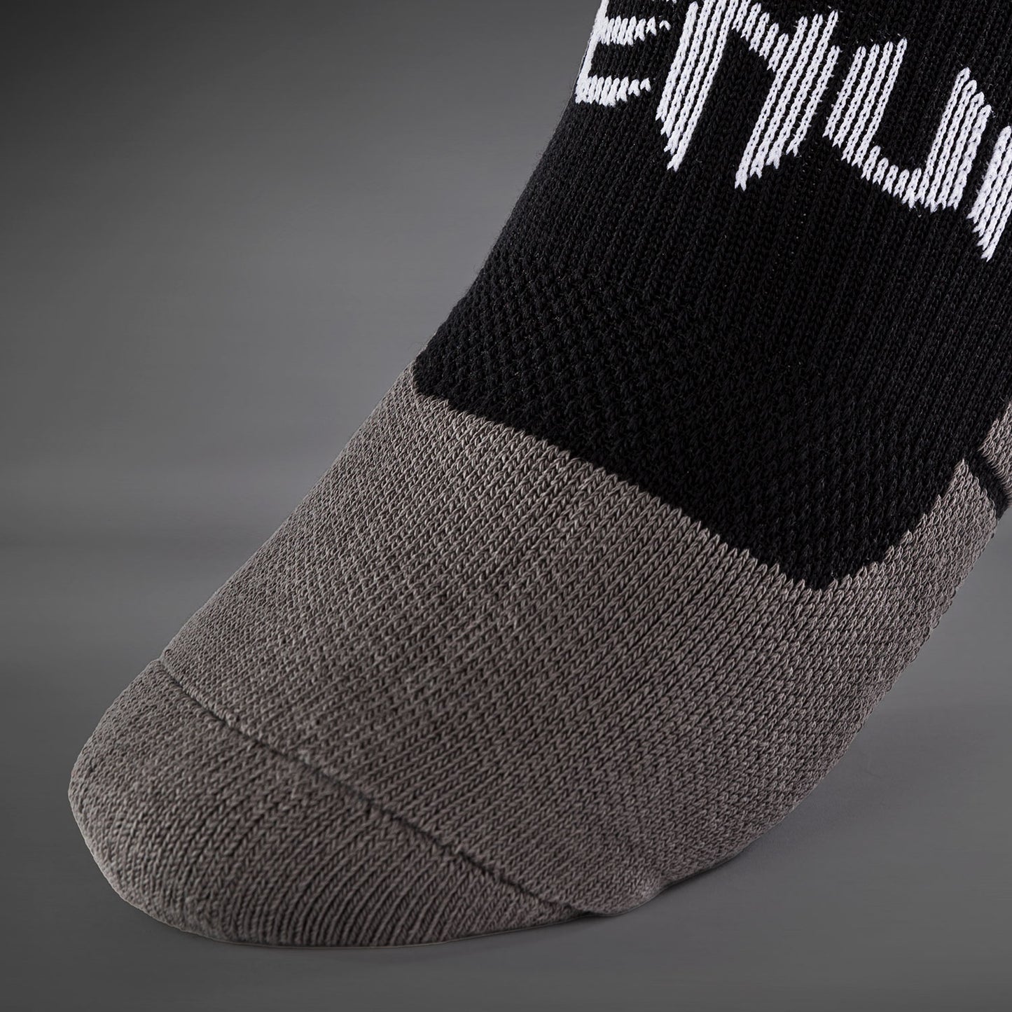 Venum Elite Performance Crew Socks - Black/White