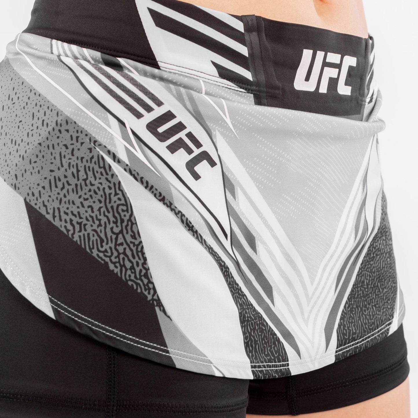 UFC Venum Authentic Fight Night Women's Skort - White
