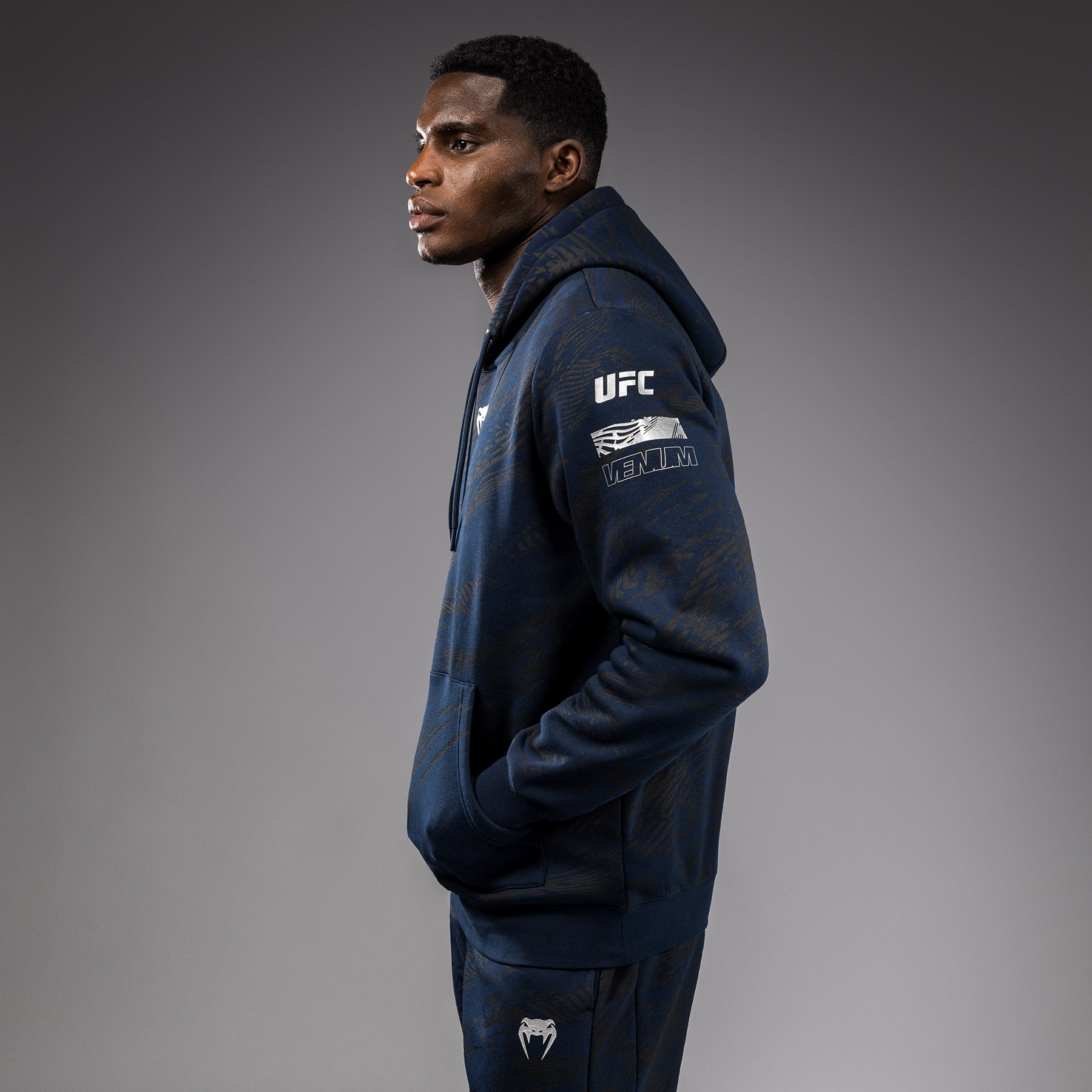 UFC Fusion by Venum Fight Week Men's Pullover Hoodie - Oceanic