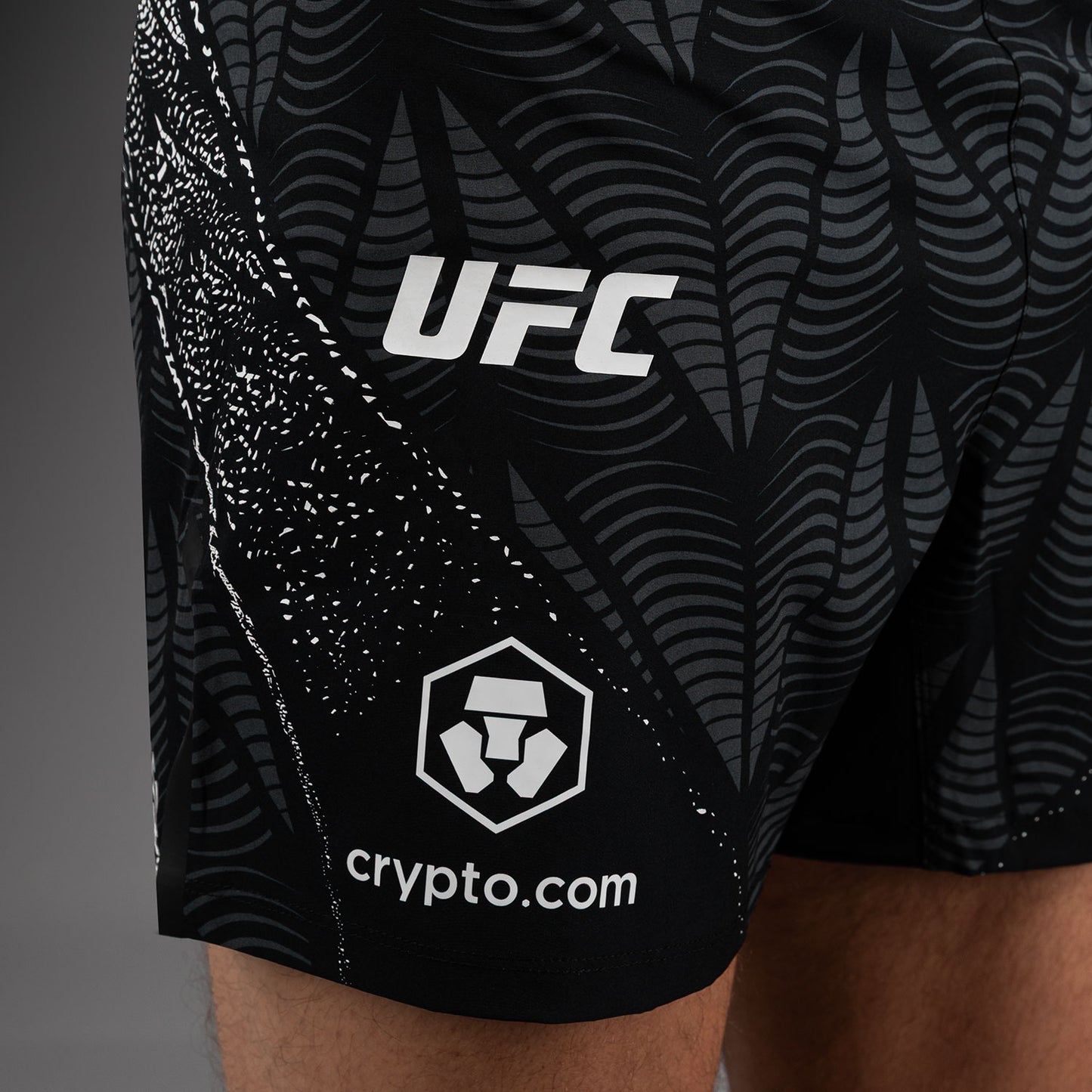 Men's UFC Zenith by Venum Black Authentic Fight Night Short Fit Fight Short