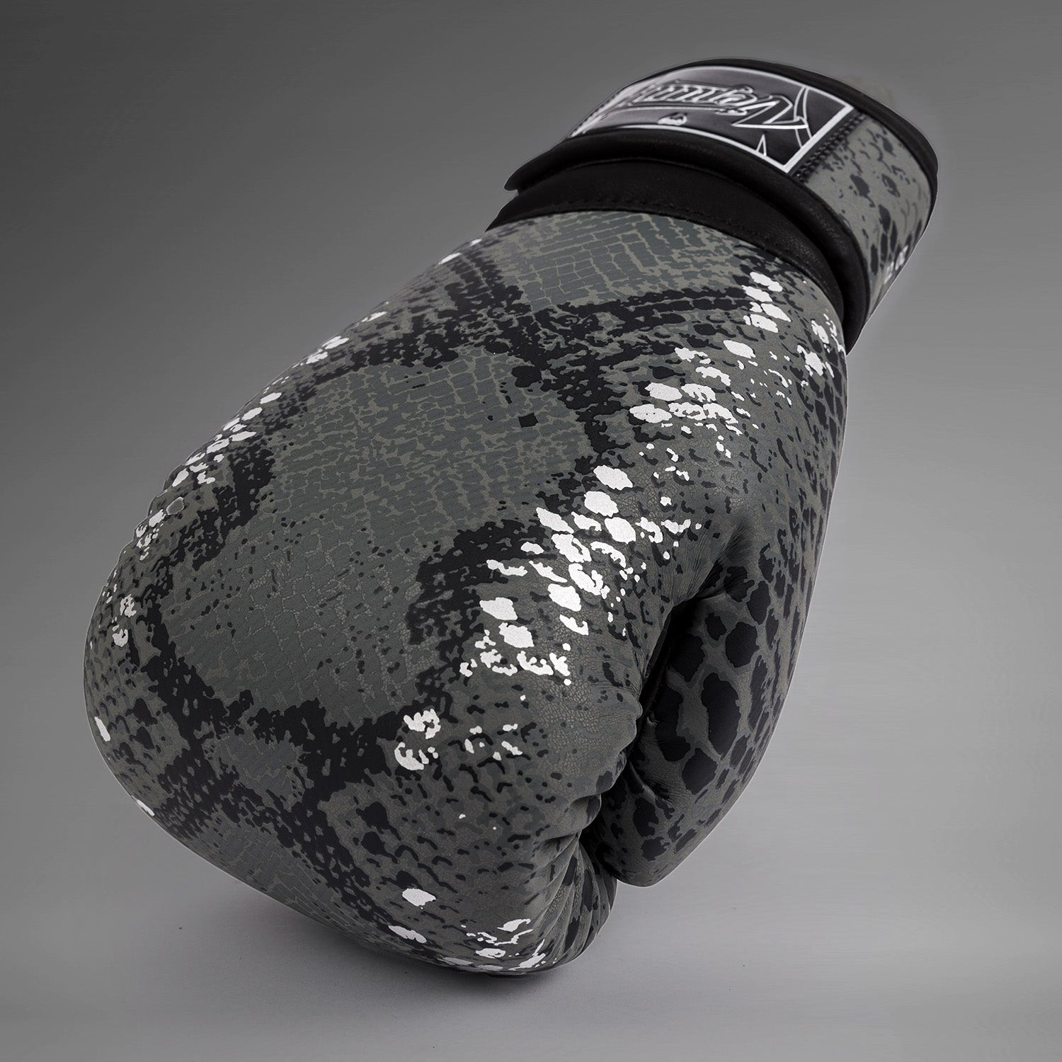 Venum Amazonia Boxing Gloves - Dark grey - Venum