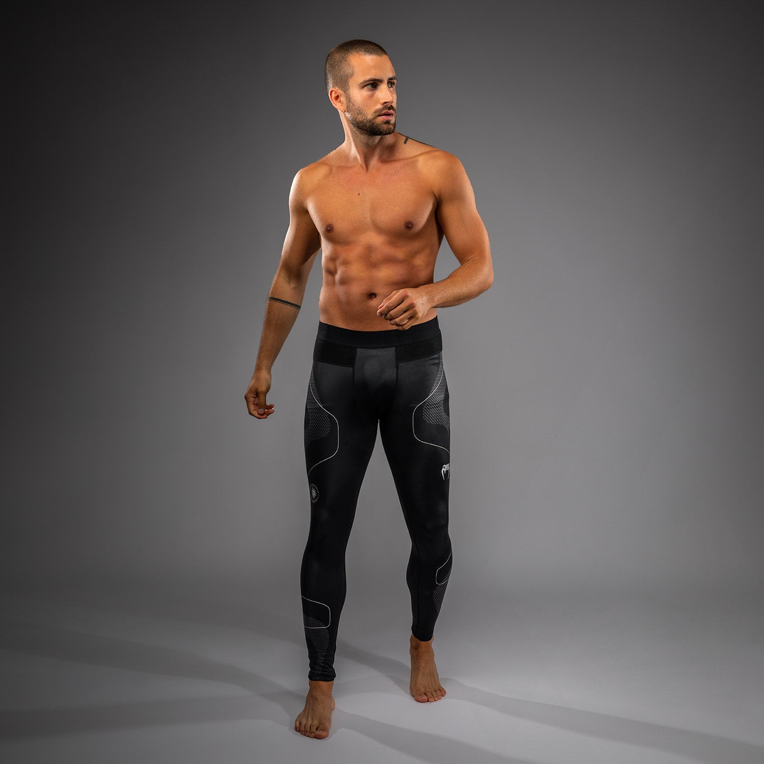 Venum Nexus Spats - Black/Silver - Venum