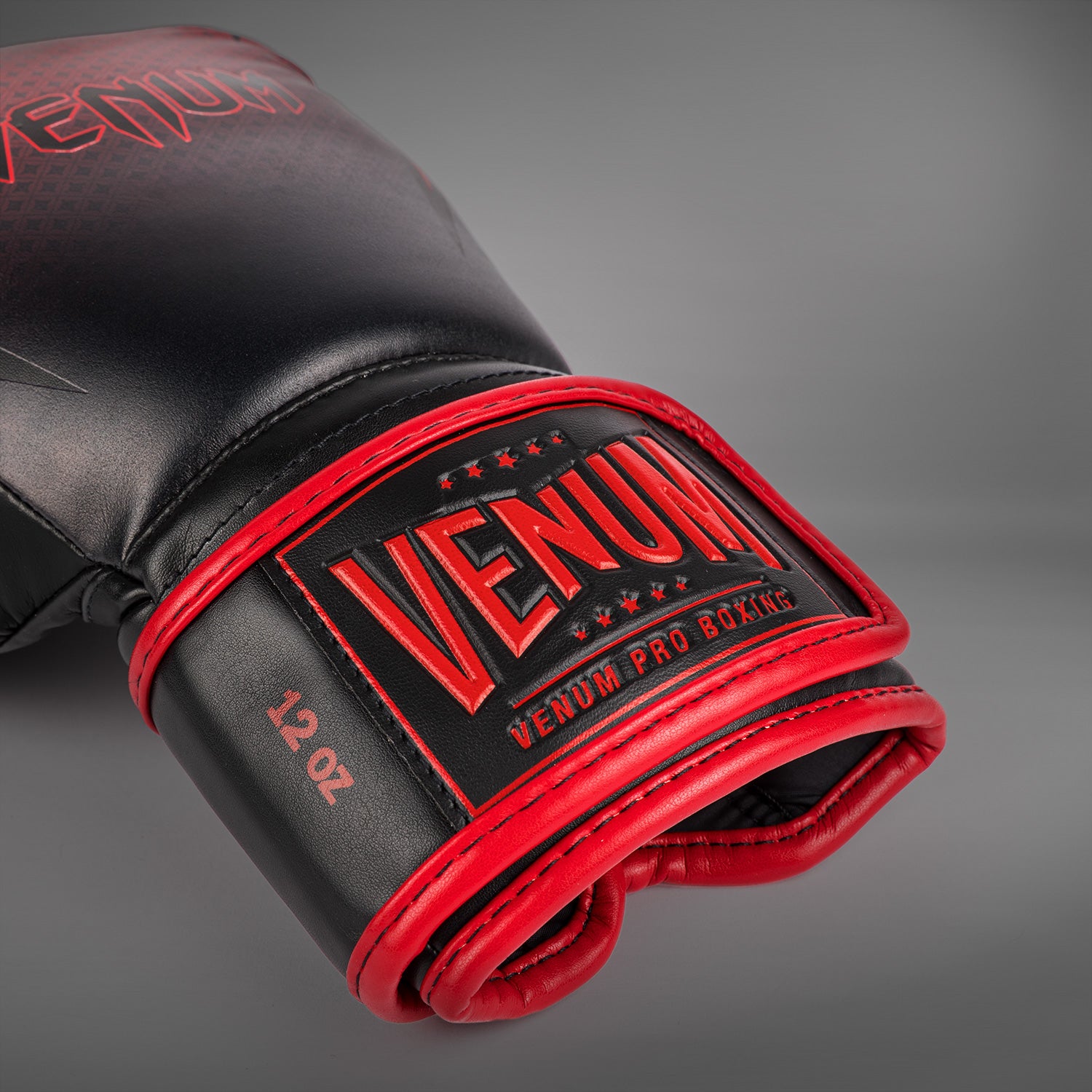 Venum RWS ボクシンググローブ 10oz 黒/赤 VENUM／ヴェナム ボクシンググローブ RWS X VENUM BOXING GLOVES
