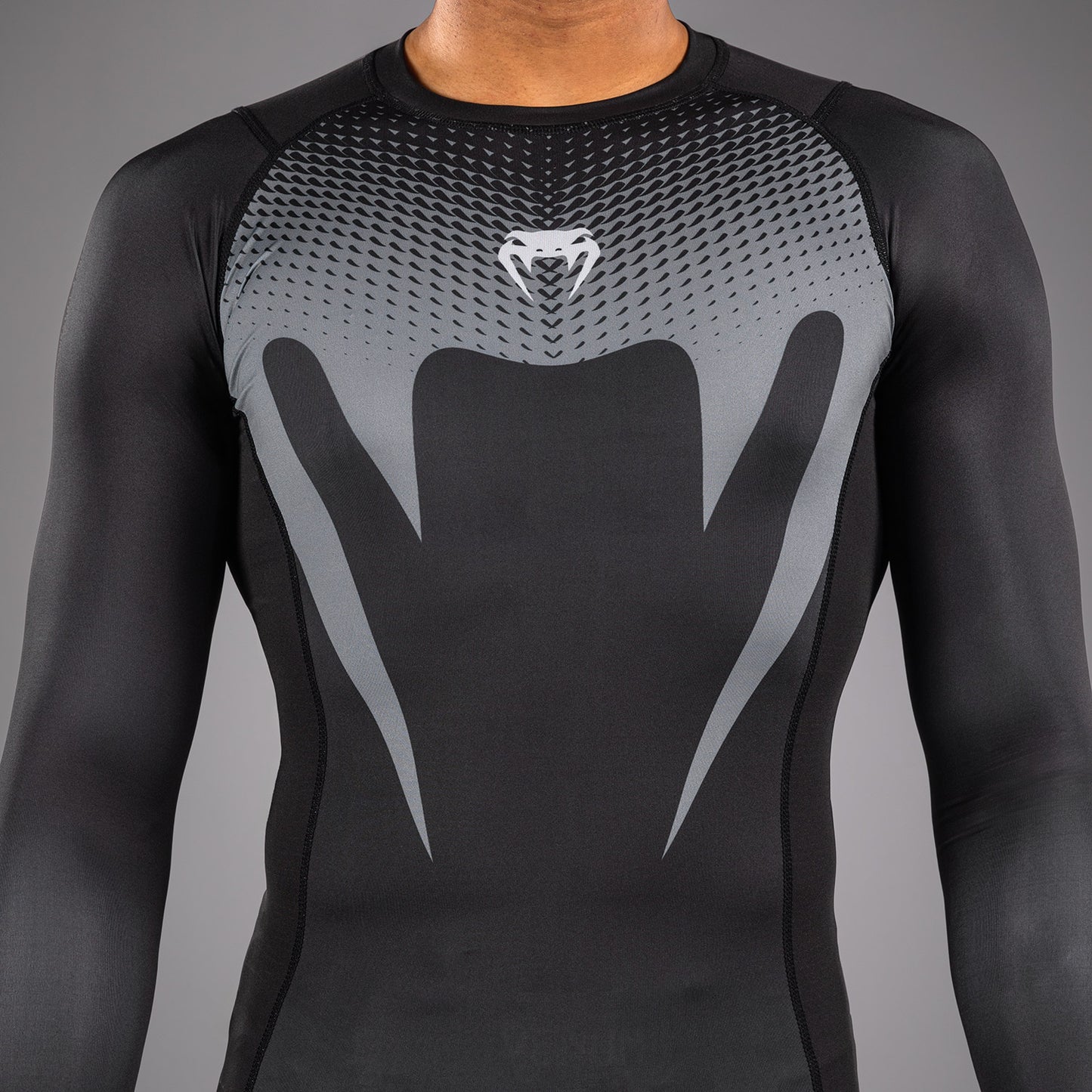 Venum No Gi Rashguards - Black/ Silver Grey