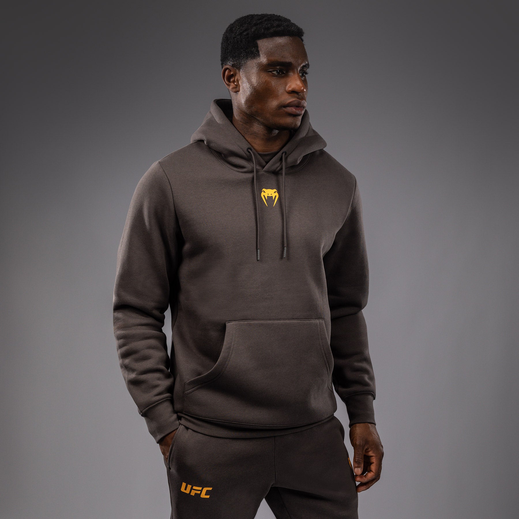 UFC Fusion by Venum Fight Week Men's Pullover Hoodie - Solid Earthen