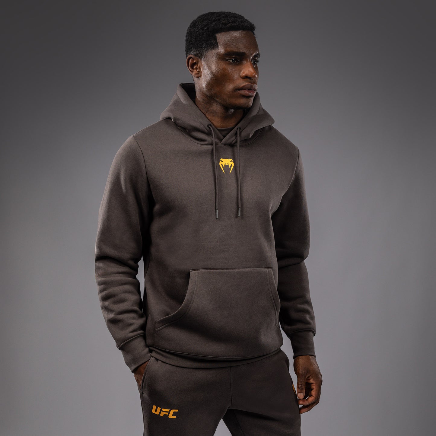 UFC Fusion by Venum Fight Week Men’s Pullover Hoodie - Solid Earthen Brown