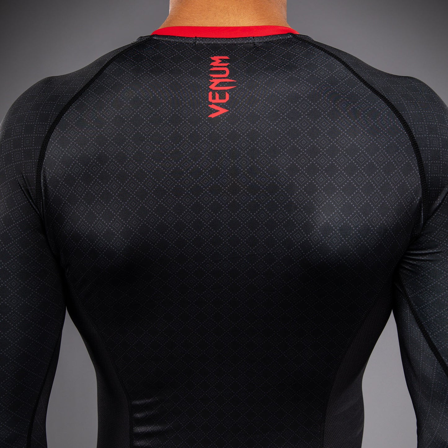 Venum x Roger Gracie Signature Long Sleeve Rashguard - Black/Red