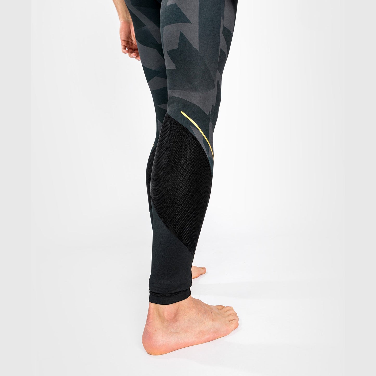 Venum Razor Spats - Black/Gold