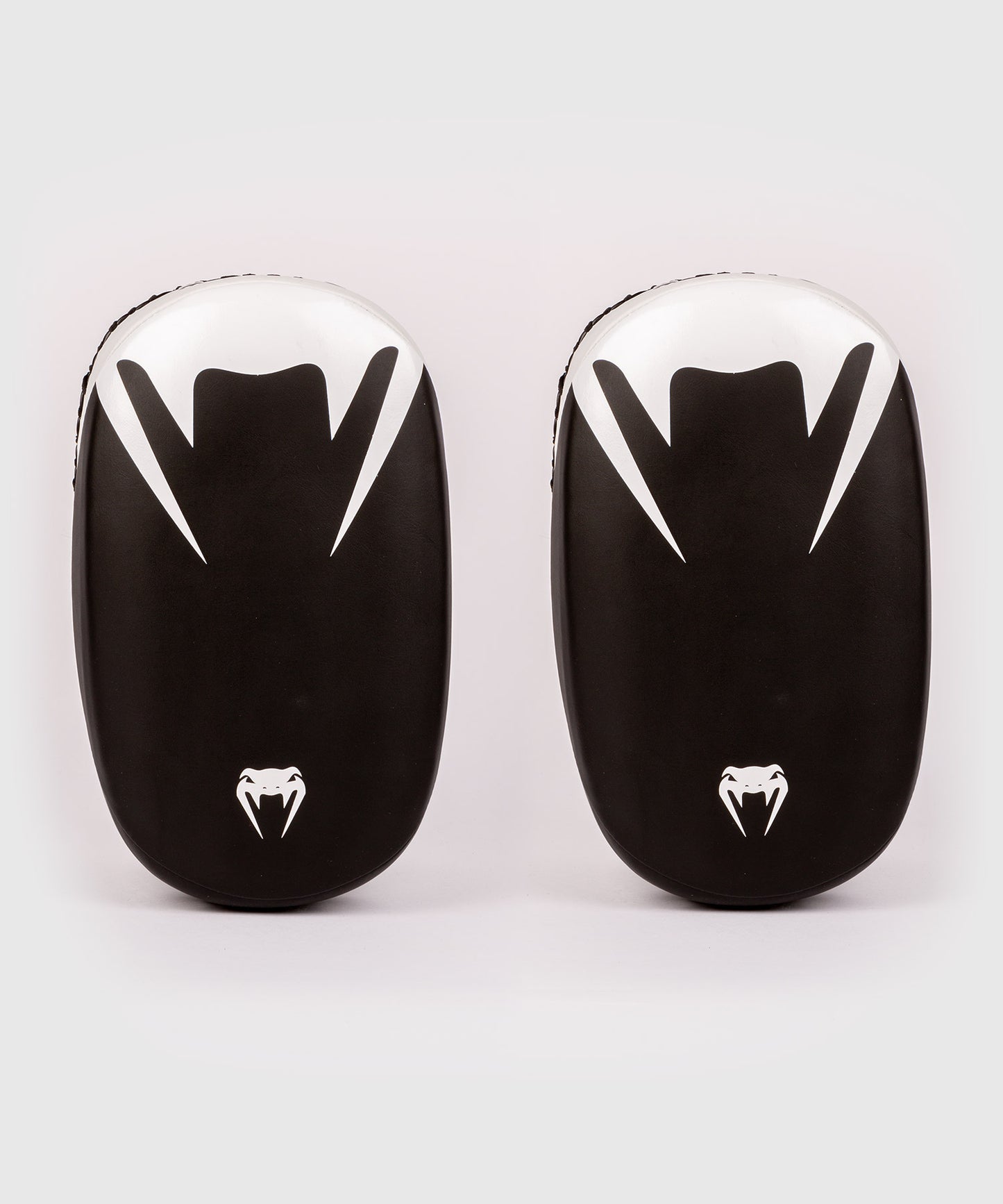 Venum Kick Boxing 2.0 Micro Fiber Paos - Black/White