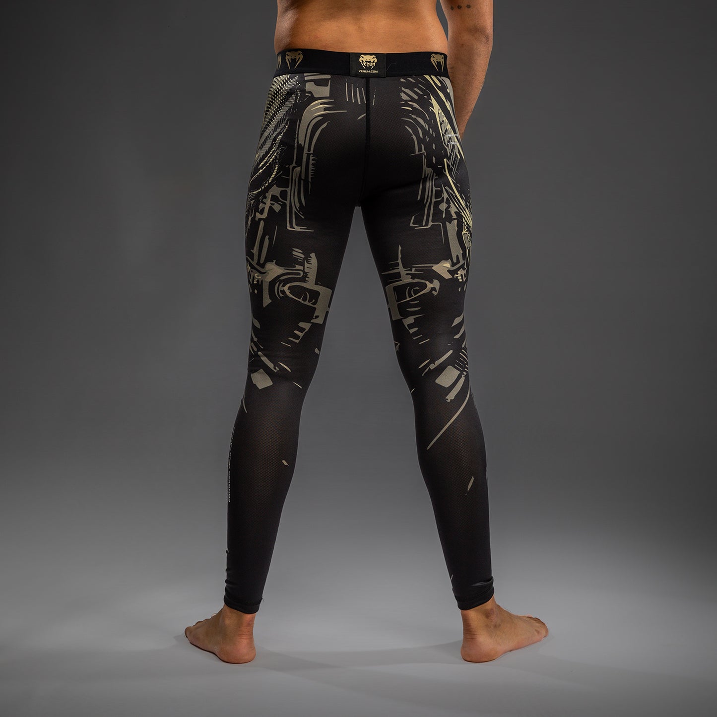Venum Invader Spats - Black/Sand