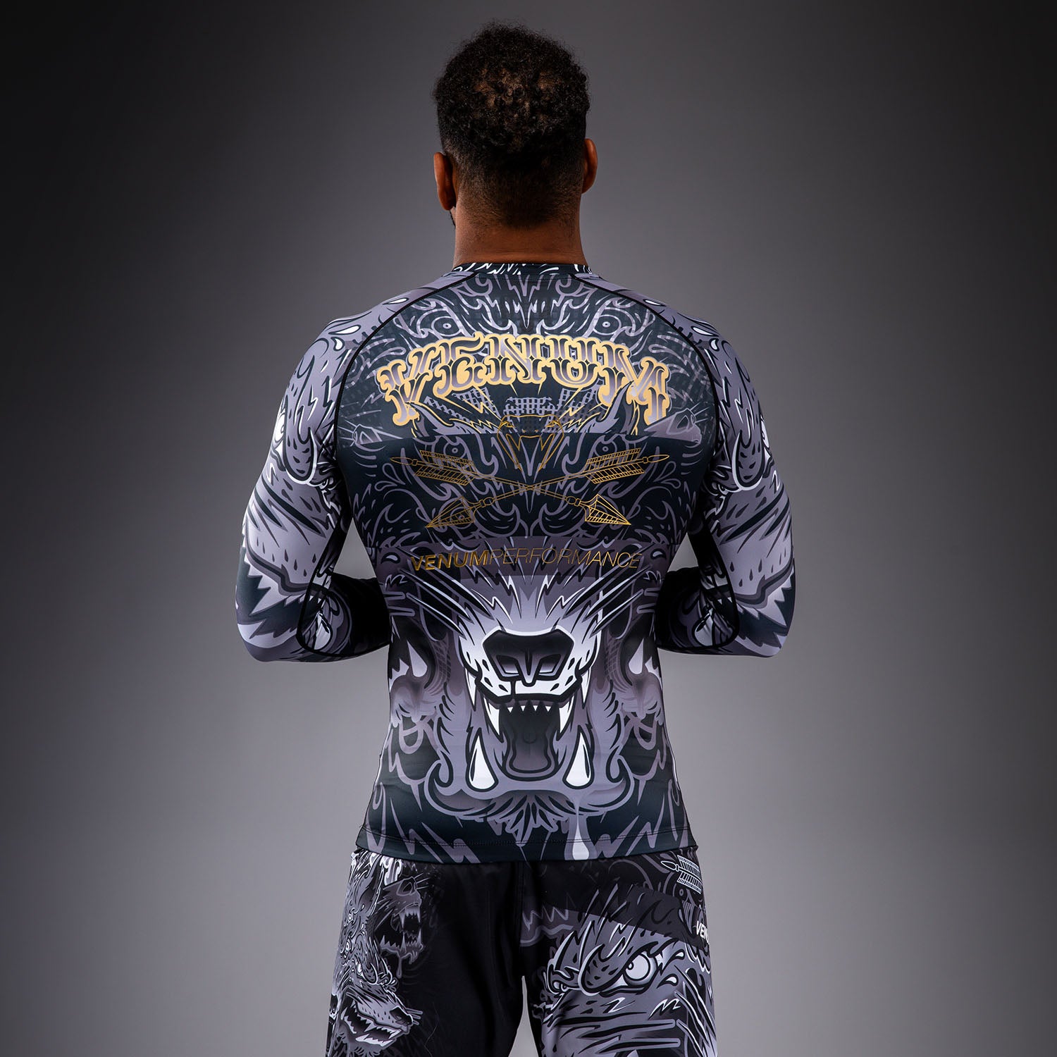 venum Supreme CommedesGarconsSHIRT Venum Wolf Atak Long Sleeve Rashguard - Black/Grey - Venum