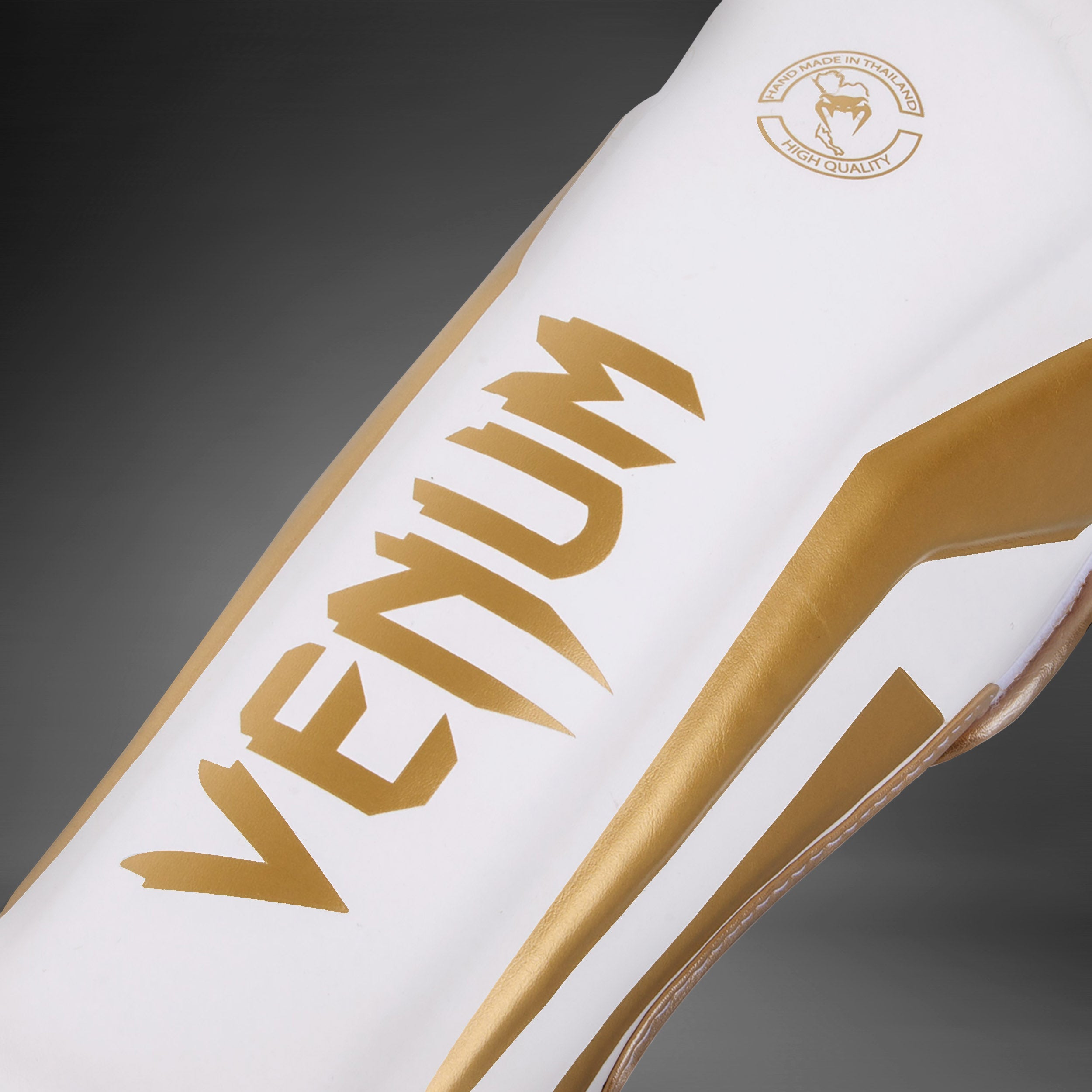 Venum Elite シンガード - ホワイト Venum Elite Standup Shin guards - White/Gold - Venum