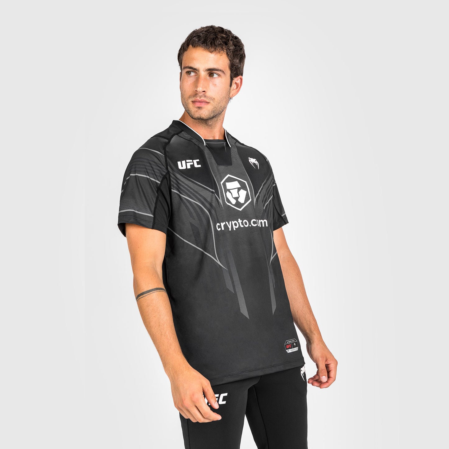 UFC Venum Authentic Fight Night 2.0 Kit by Venum Men's Walkout Jersey - Black