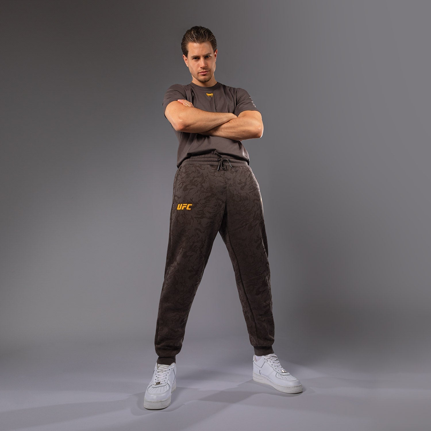 UFC Fusion by Venum Fight Week スウェットシャツ UFC Fusion by Venum Fight Week Men's Cotton Pant - Earthen