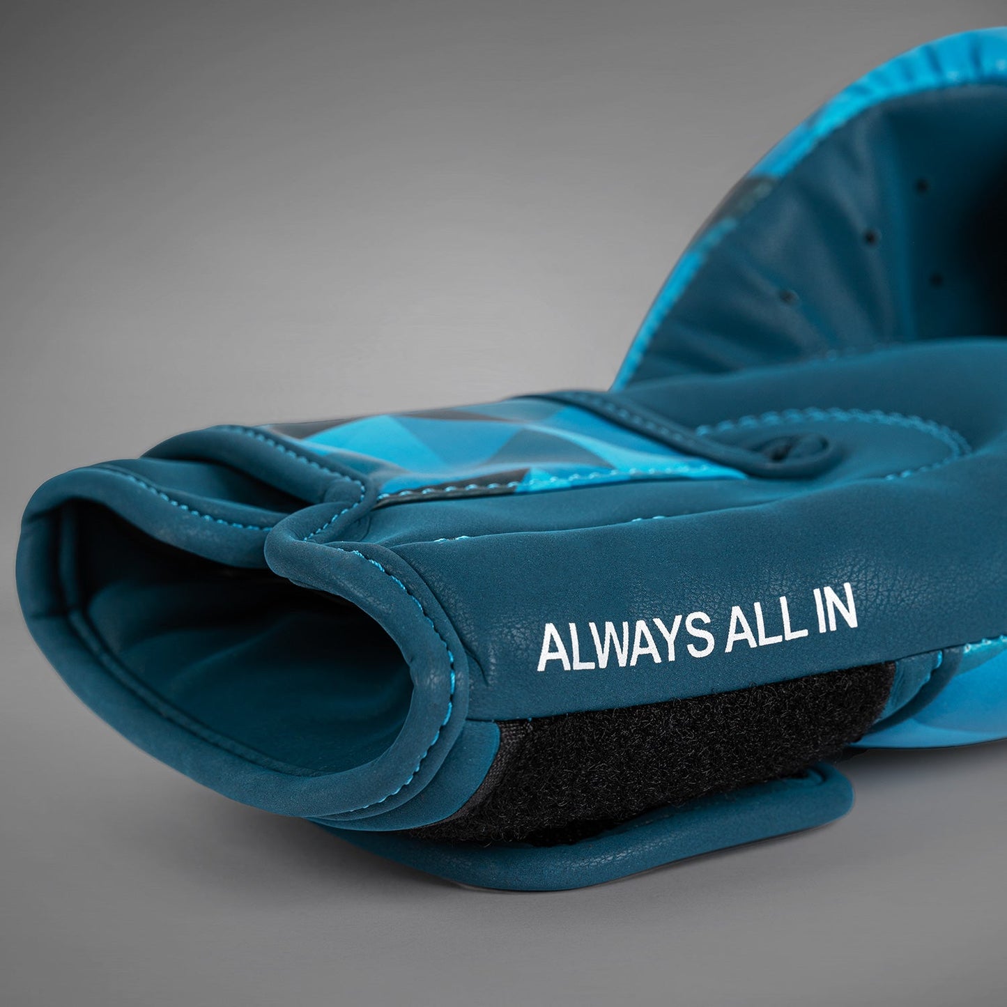 Venum x Demi Boxing Gloves - Azur Blue