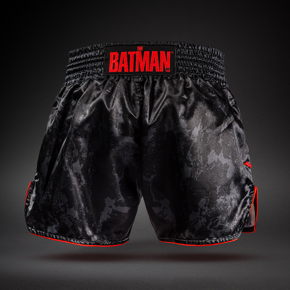 Venum x Batman Muay Thai Shorts - Black/Red