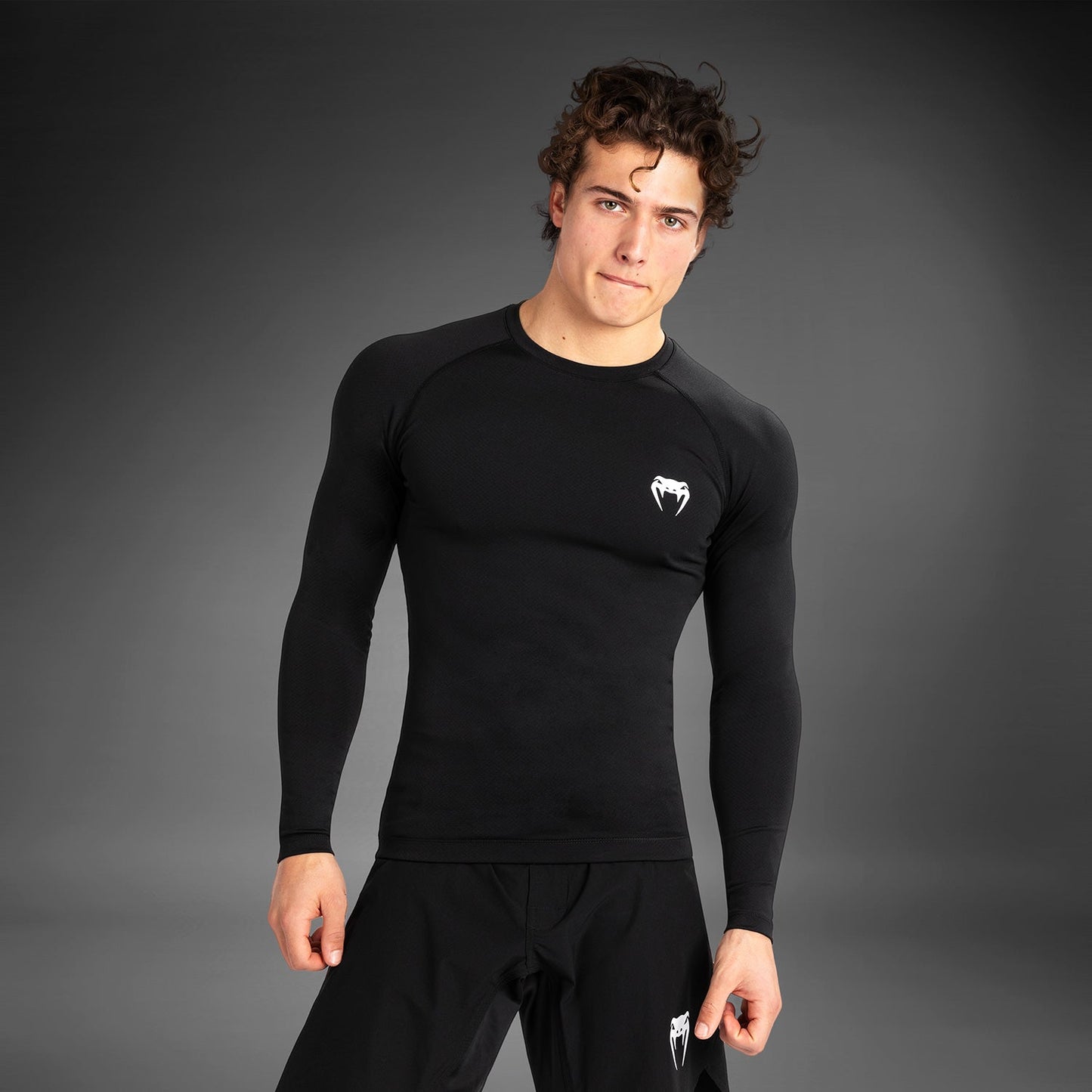 Venum Contender Men’s Long Sleeve Rashguard - Black/White