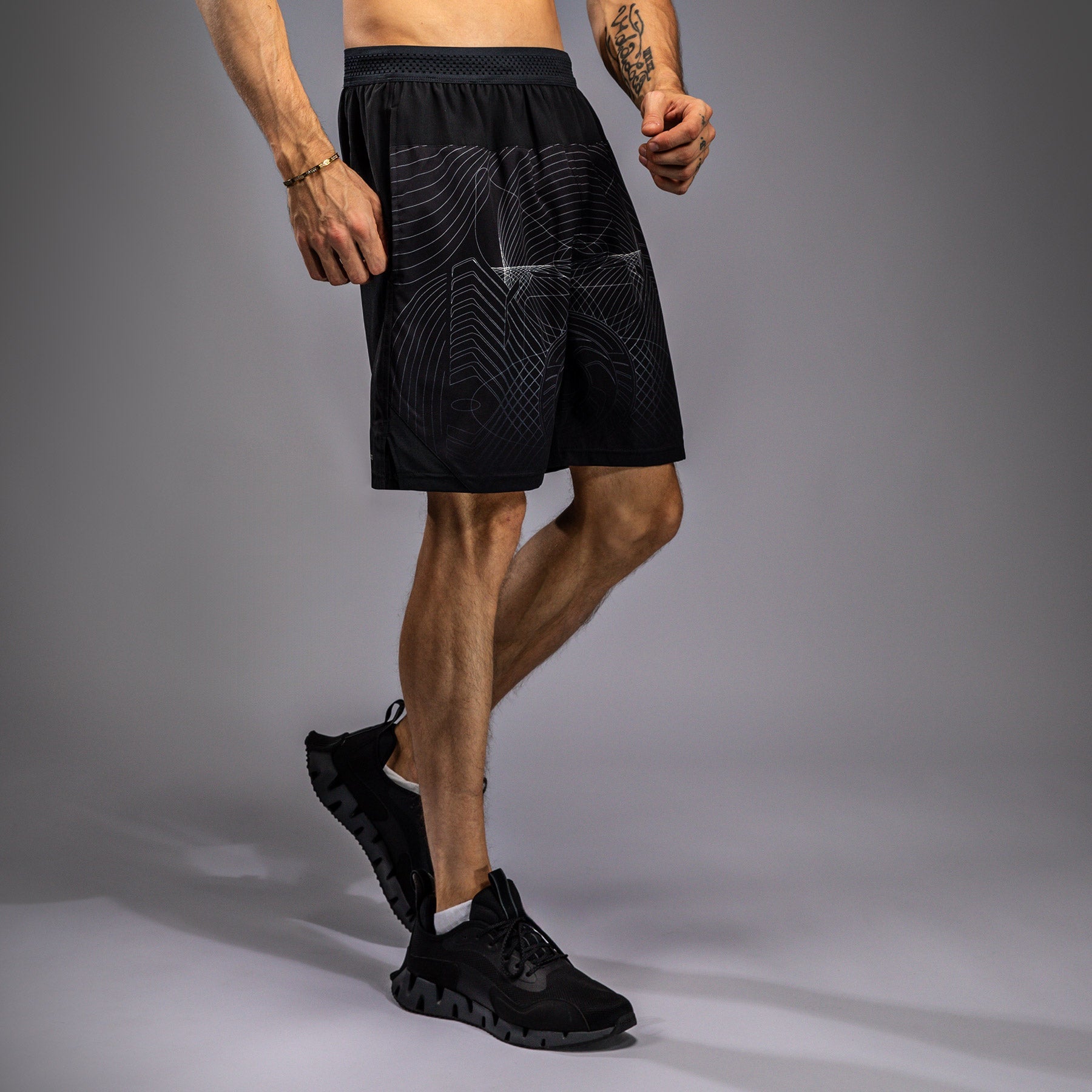 購入可能Venum 赤黒 グラフィックショートパンツ Venum G-Fit Air Men's Training Shorts - Deep Black/Desert
