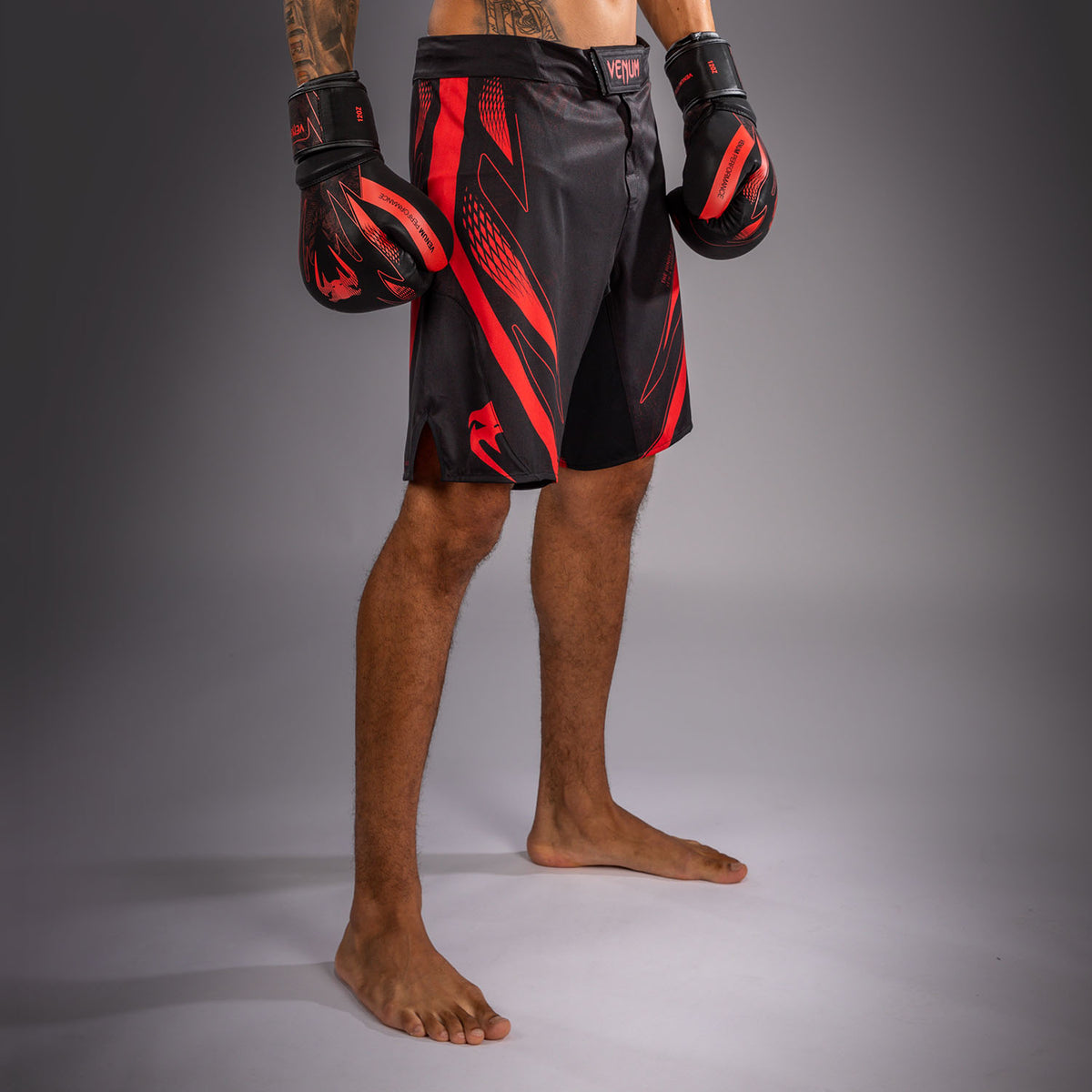 Venum Amazonia Reborn Fightshorts - Black/Red
