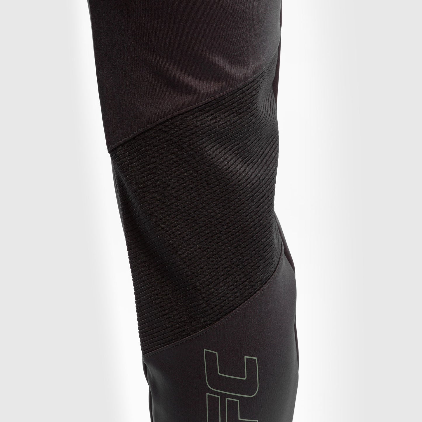 UFC Venum Authentic Fight Week Women's Pants - Khaki