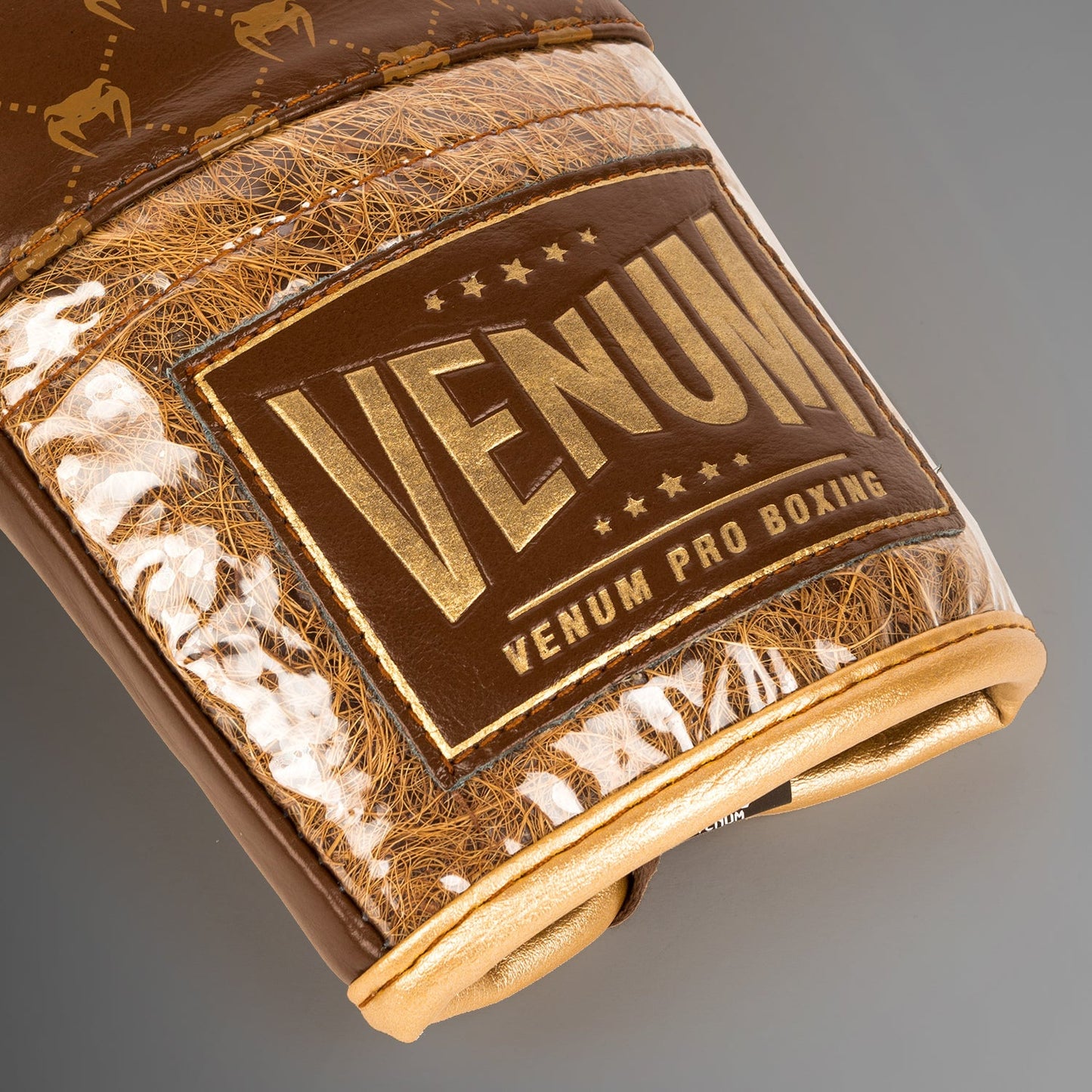 Venum Coco Monogram Pro Lace Up Boxing Gloves - Grizzly Brown