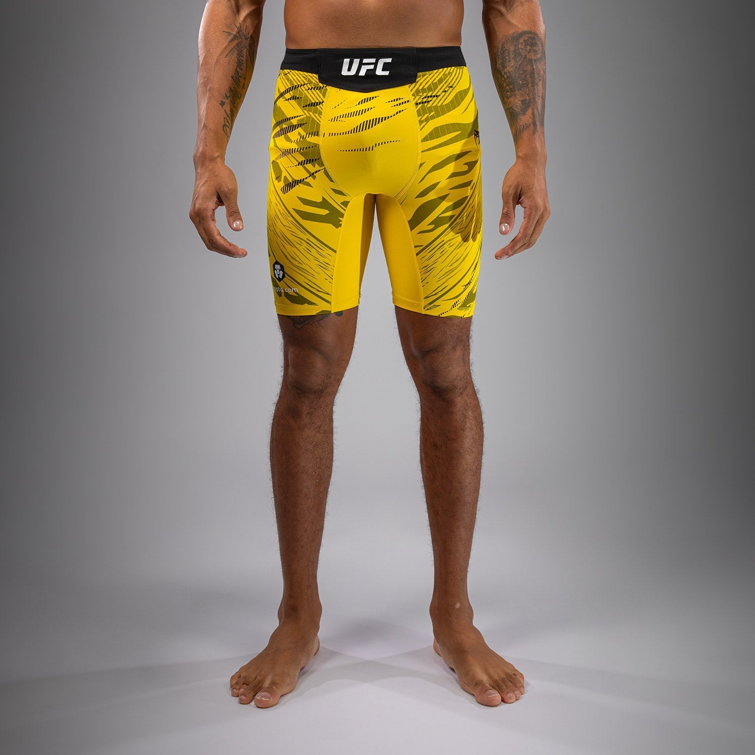 Venum ファイトショーツ L イエロー UFC Fusion by Venum Authentic Fight Night Men's Vale Tudo Short