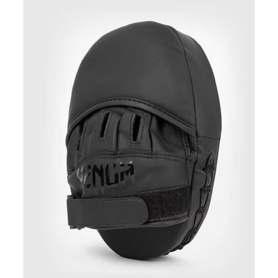 Venum Classic Curved Punching Mitts   Venum