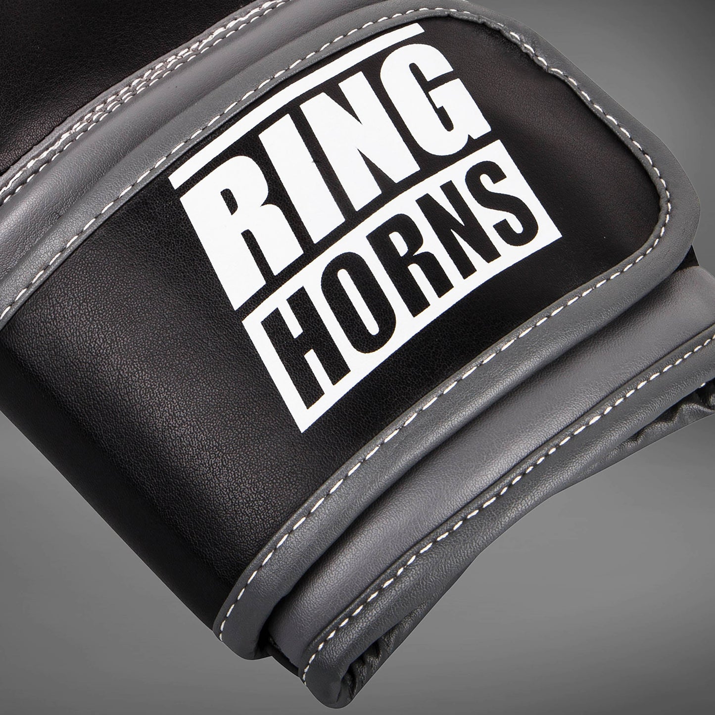 Ringhorns Charger Boxing Gloves - Black