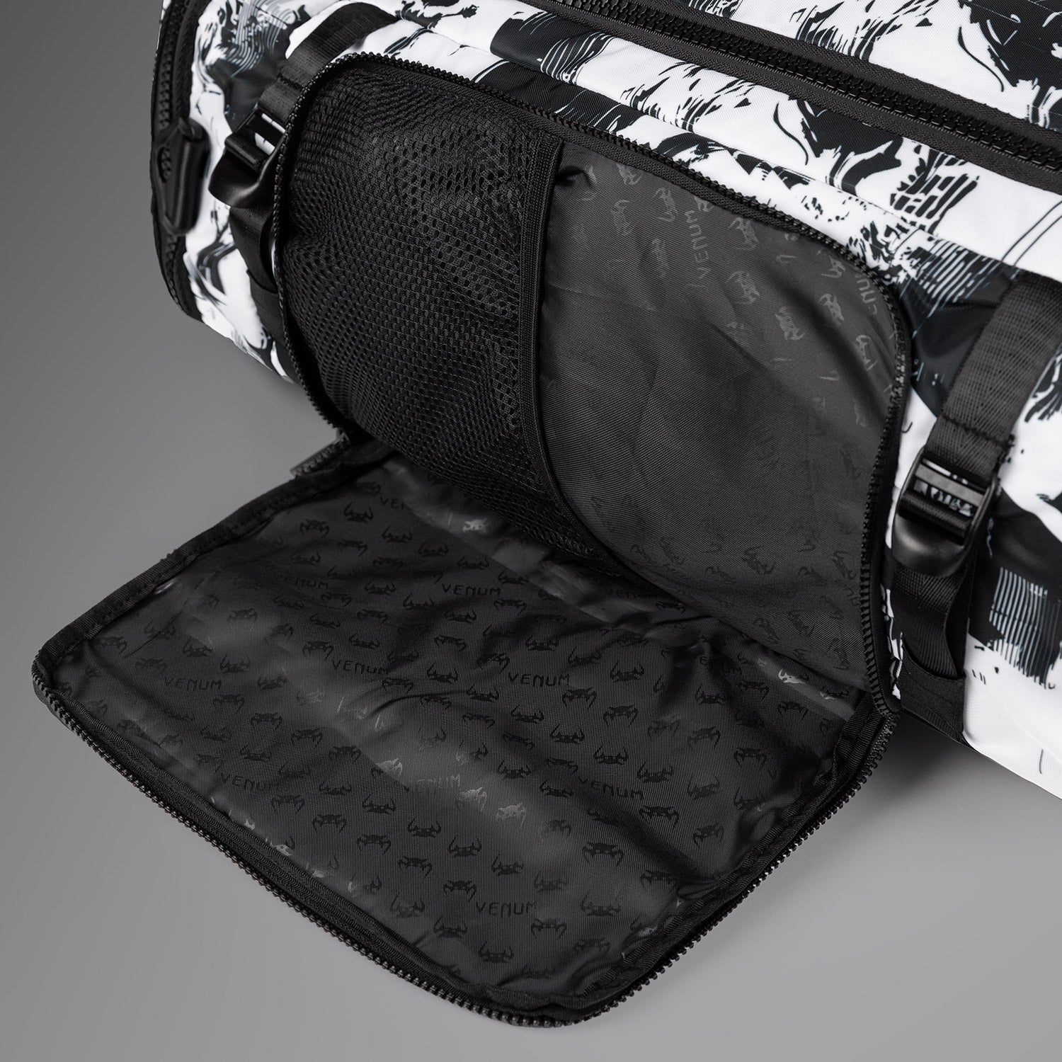 UFC Zenith by Venum Fight Week Sports Bags Black/White/Orange
