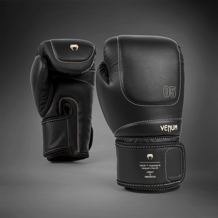 Venum Impact Evo Boxing Gloves - Black - Venum