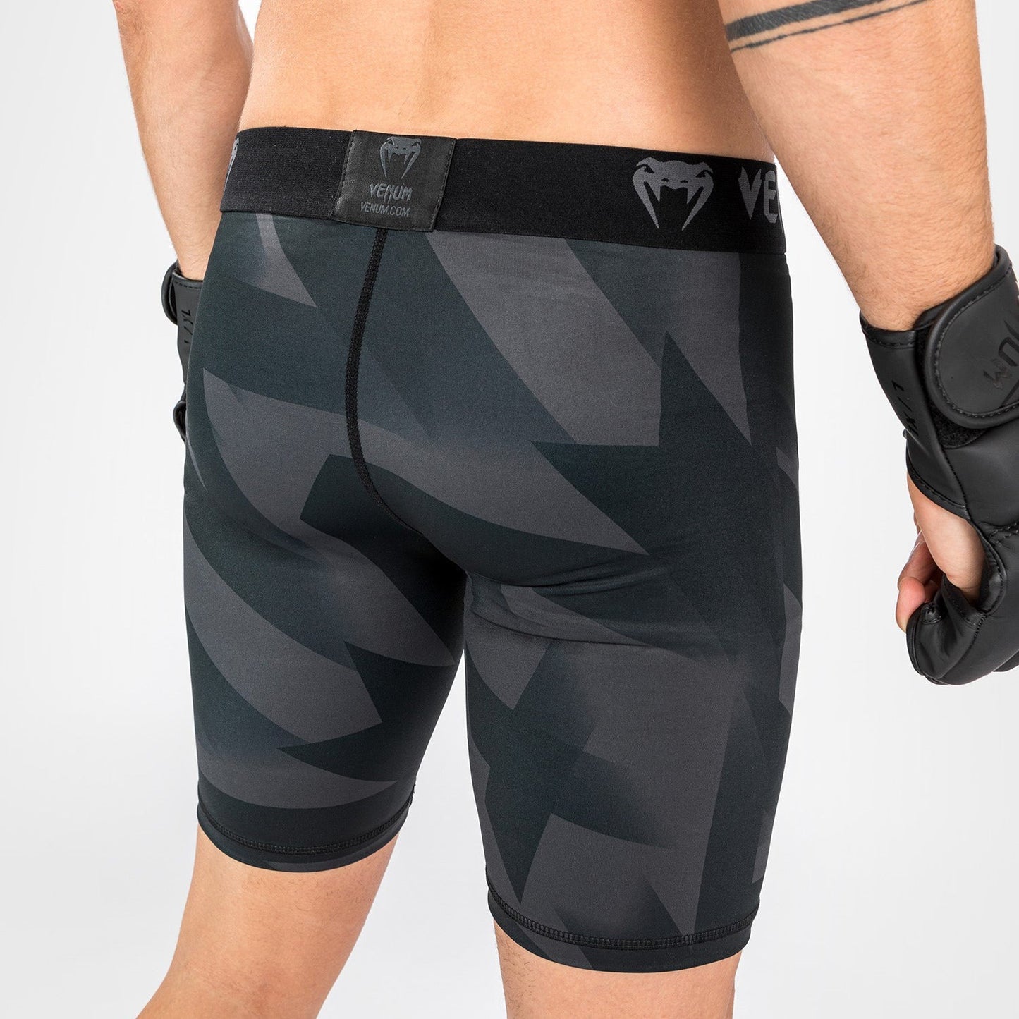 Venum Razor Vale Tudo Shorts - Black/Gold