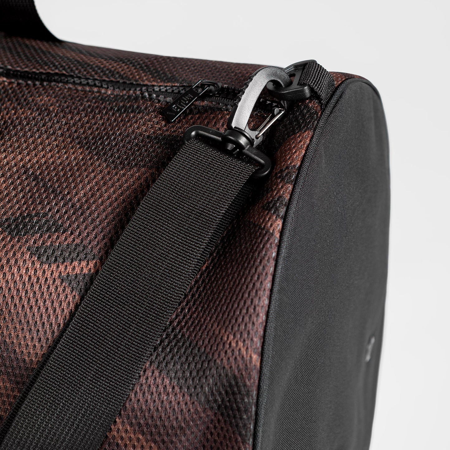 Venum Tecmo 2.0 Duffle Bag - Dark Brown