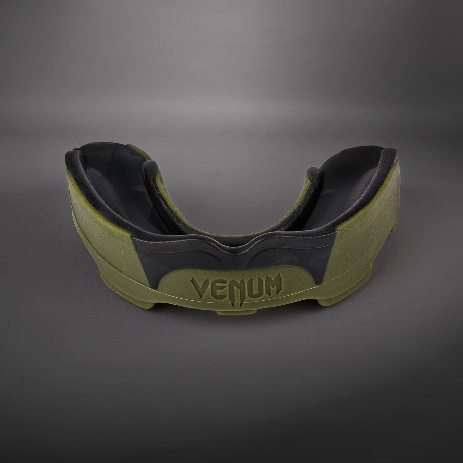 Venum Predator Mouthguard – Kaki/Black