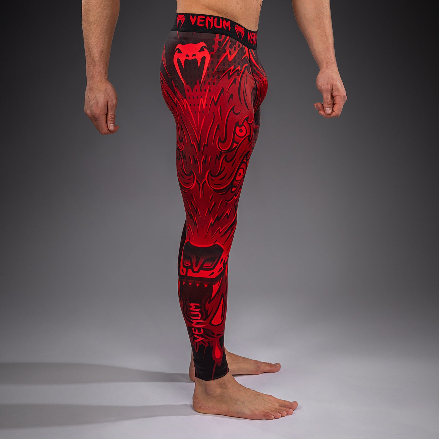 Venum Wolf Atak Spats - Black/Red