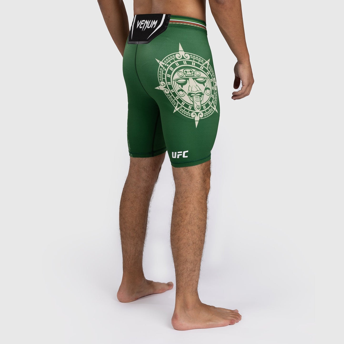 Noche UFC by Venum Authentic Fight Night Men’s Vale Tudo Short - Green