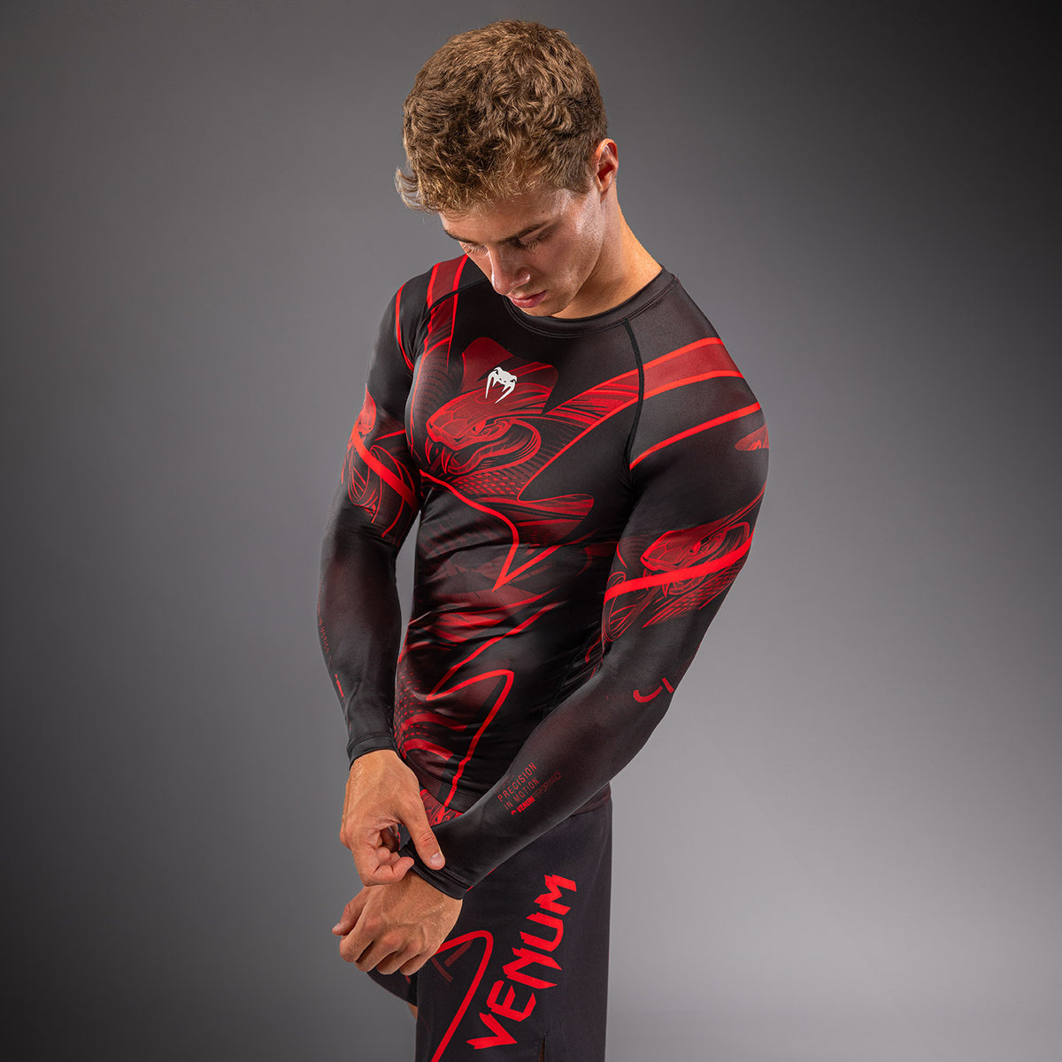 Crimson Viper 2.0 Long Sleeve Rashguard Black/Red
