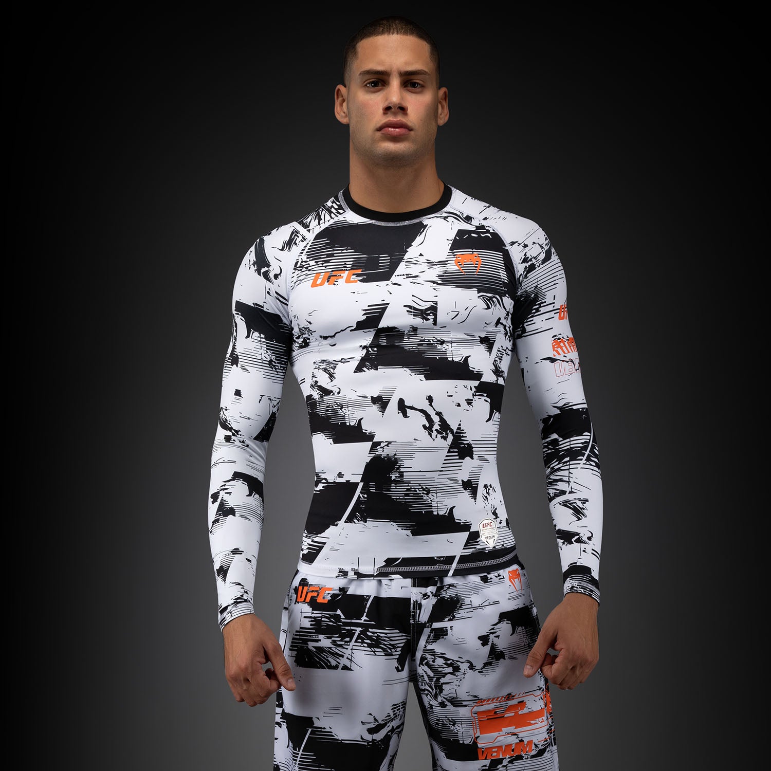 Compression top
