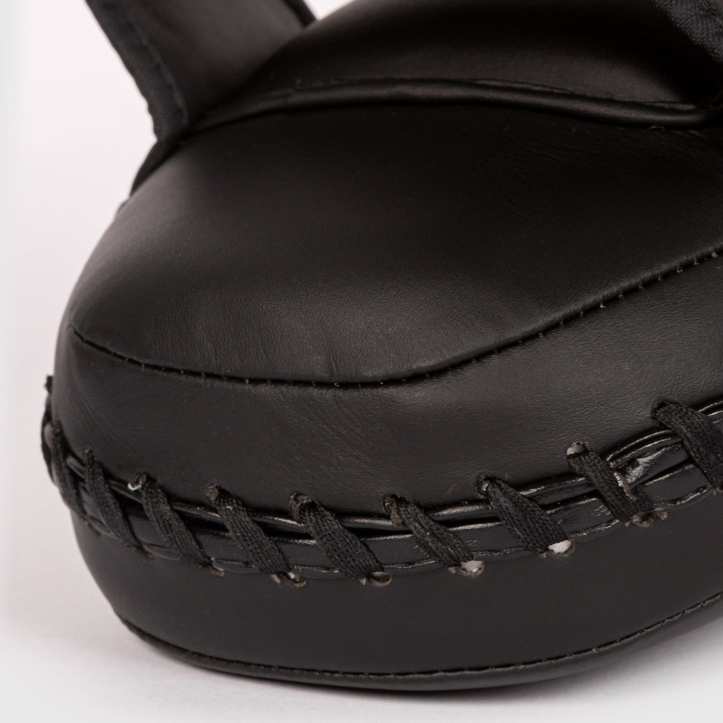 Venum Kick Boxing Gear 2.0 Micro Fiber Small Paws - Black/White