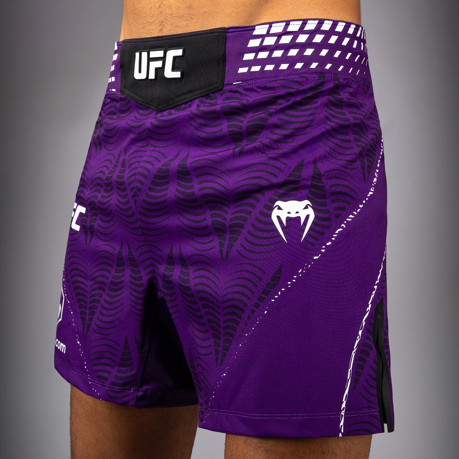 ヴェナム　ufc ファイトショーツ　パンツ　パープル　紫 Men's UFC Zenith by Venum Purple Authentic Fight Night Short Fit