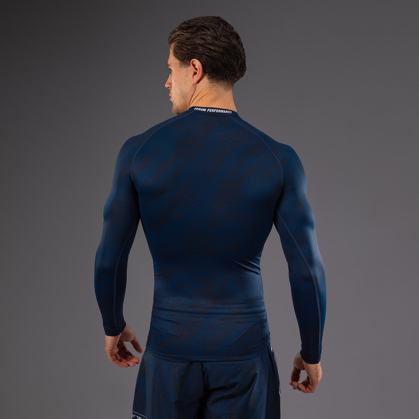 UFC Fusion by Venum Fight Week Men’s Performance Long Sleeve Rashguard - Oceanic Blue