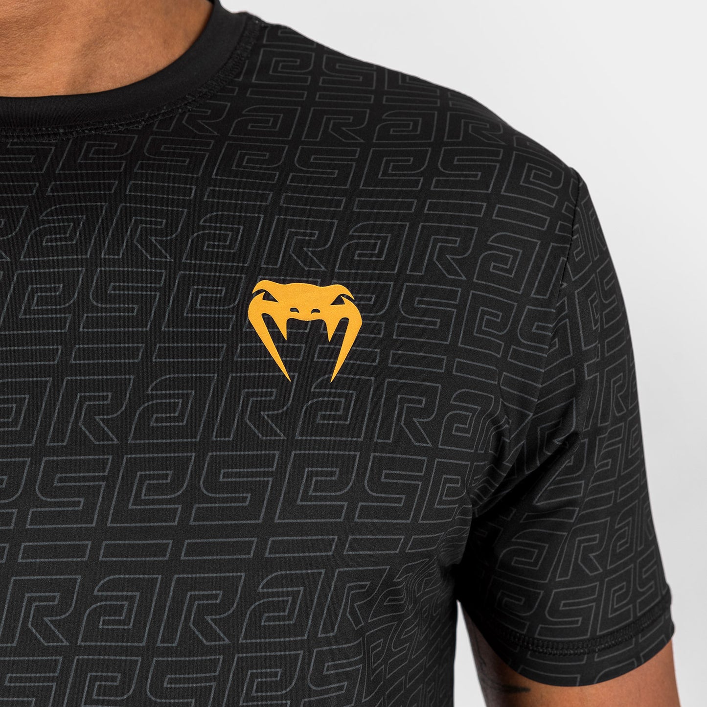 Venum x Ares Men’s Dry-Tech Shirt - Black/Gold