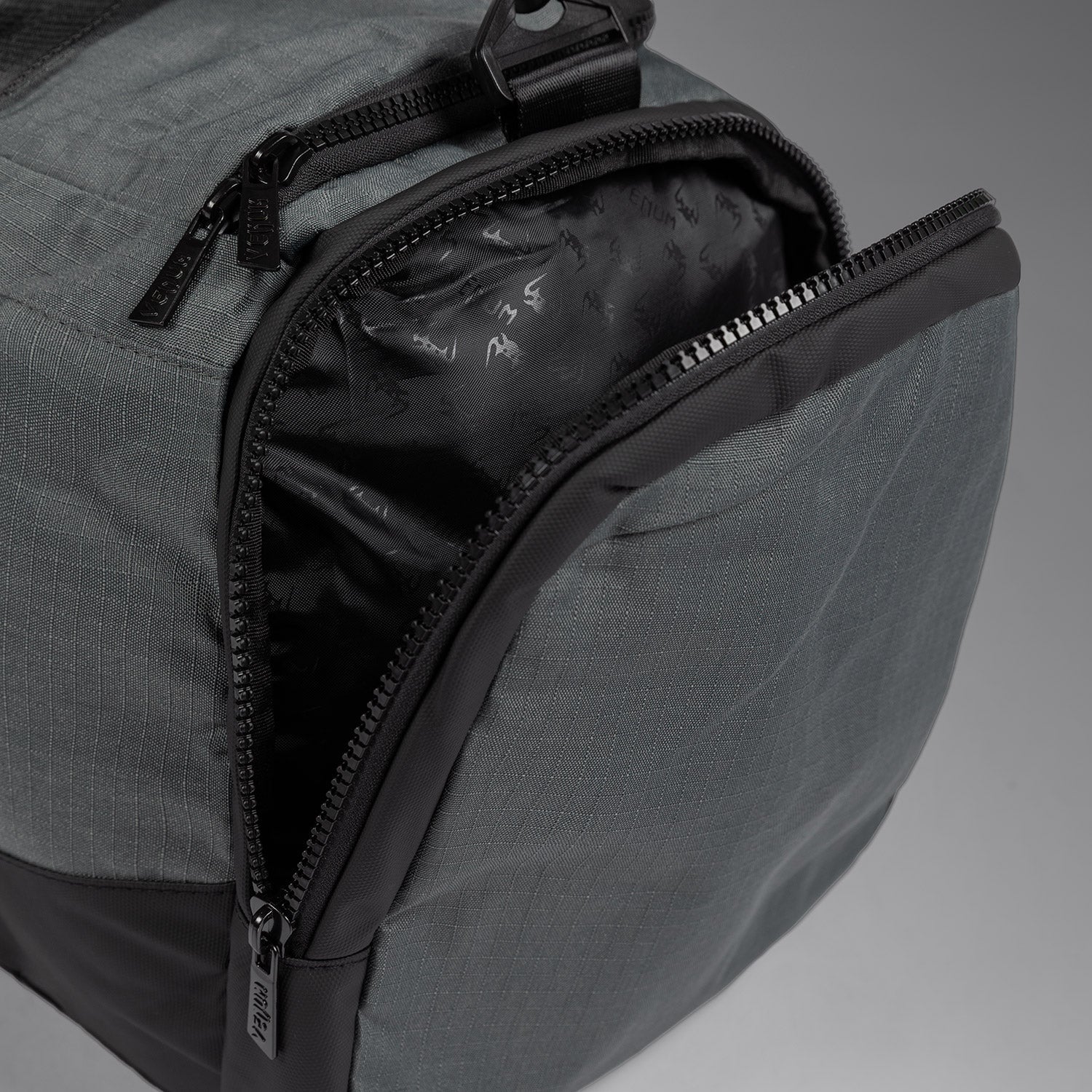 Venum Evo 2 XTrem Ripstop Duffle Sports Bags - Storm Grey - Venum