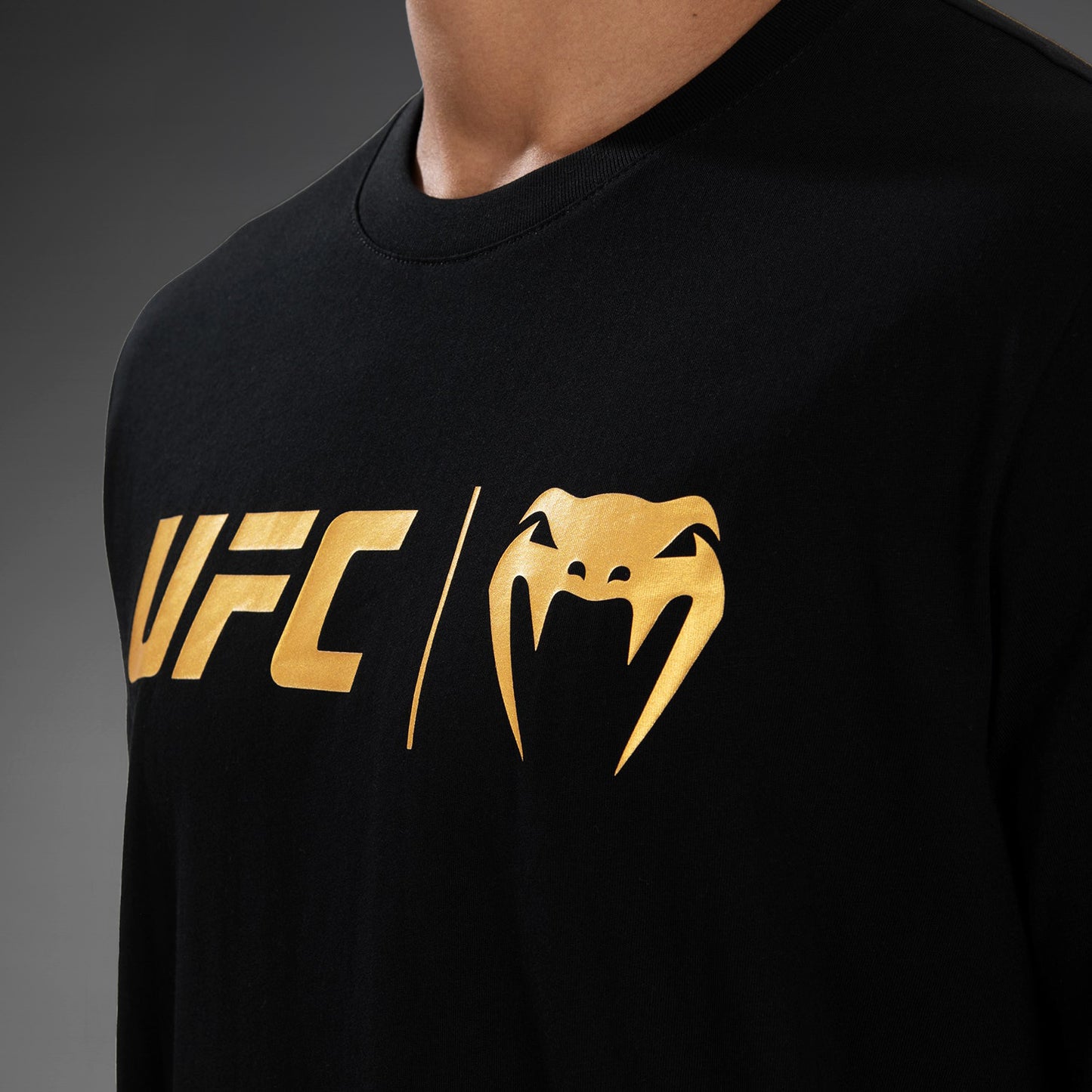 UFC Venum Classic  T-Shirt - Black/Gold
