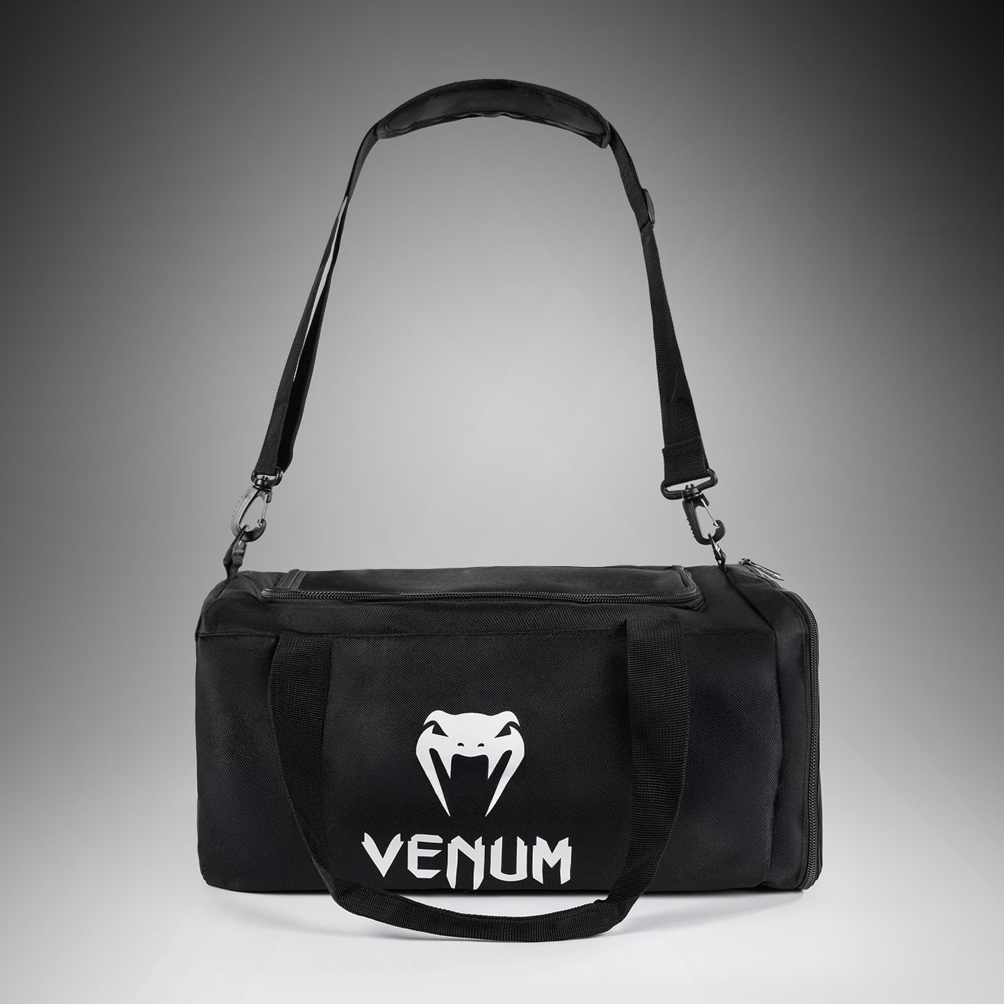 Venum Essential Duffle Bag (Large, 61L) - Black