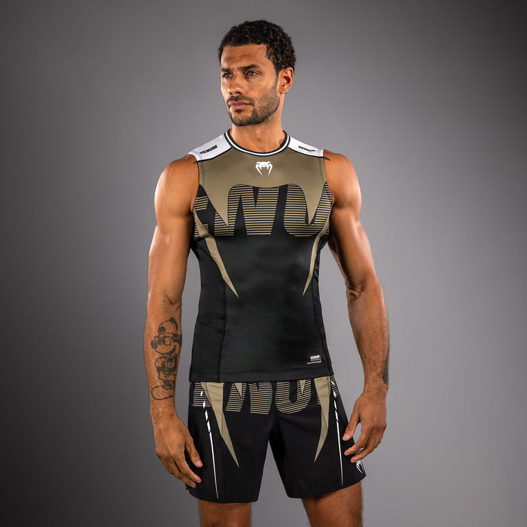 Venum Adrenaline Sleeveless Rashguard - Black/Silver Grey - Venum Venum Adrenaline Sleeveless Rashguard - Black/Silver Grey - Venum