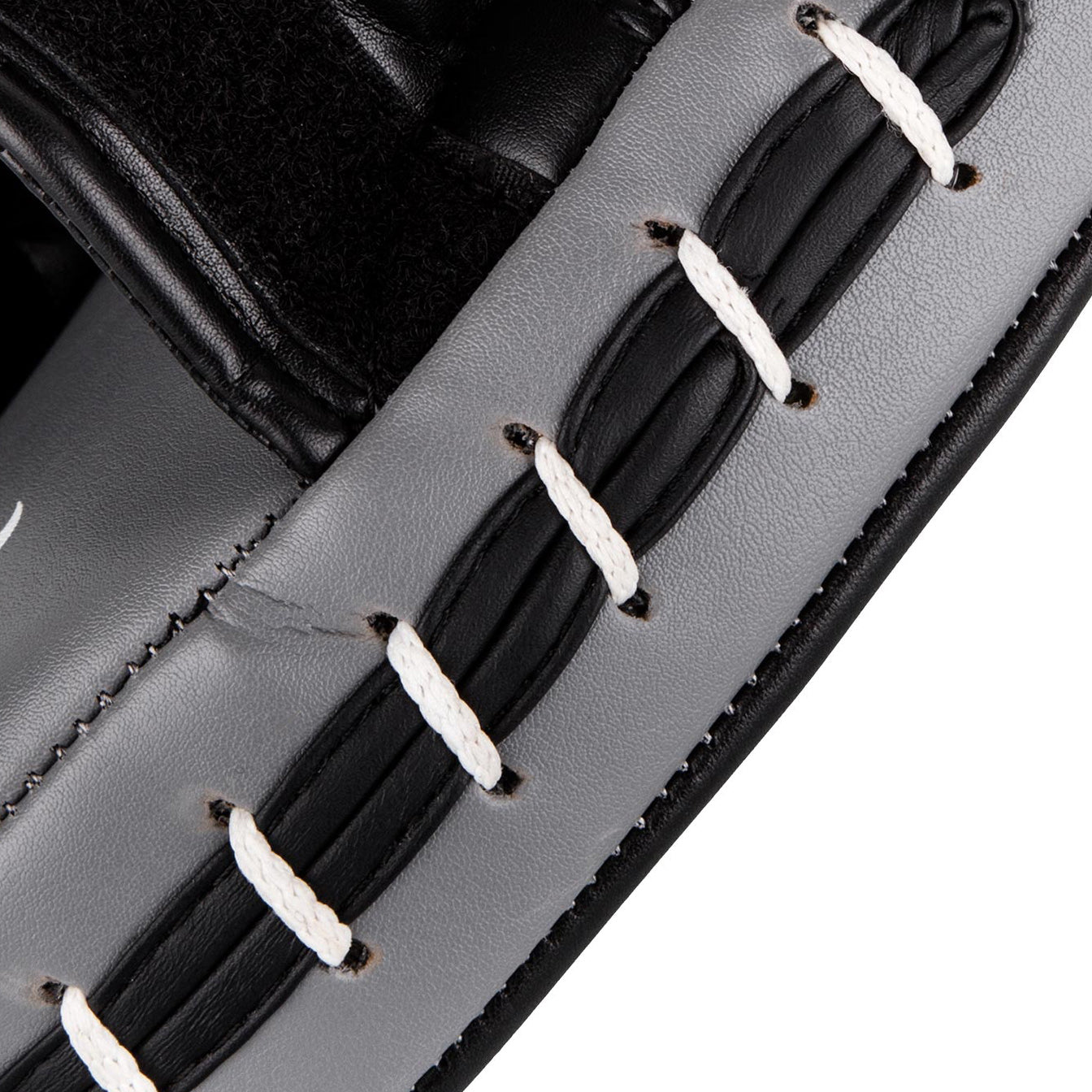 Ringhorns Charger Focus Mitts - Black